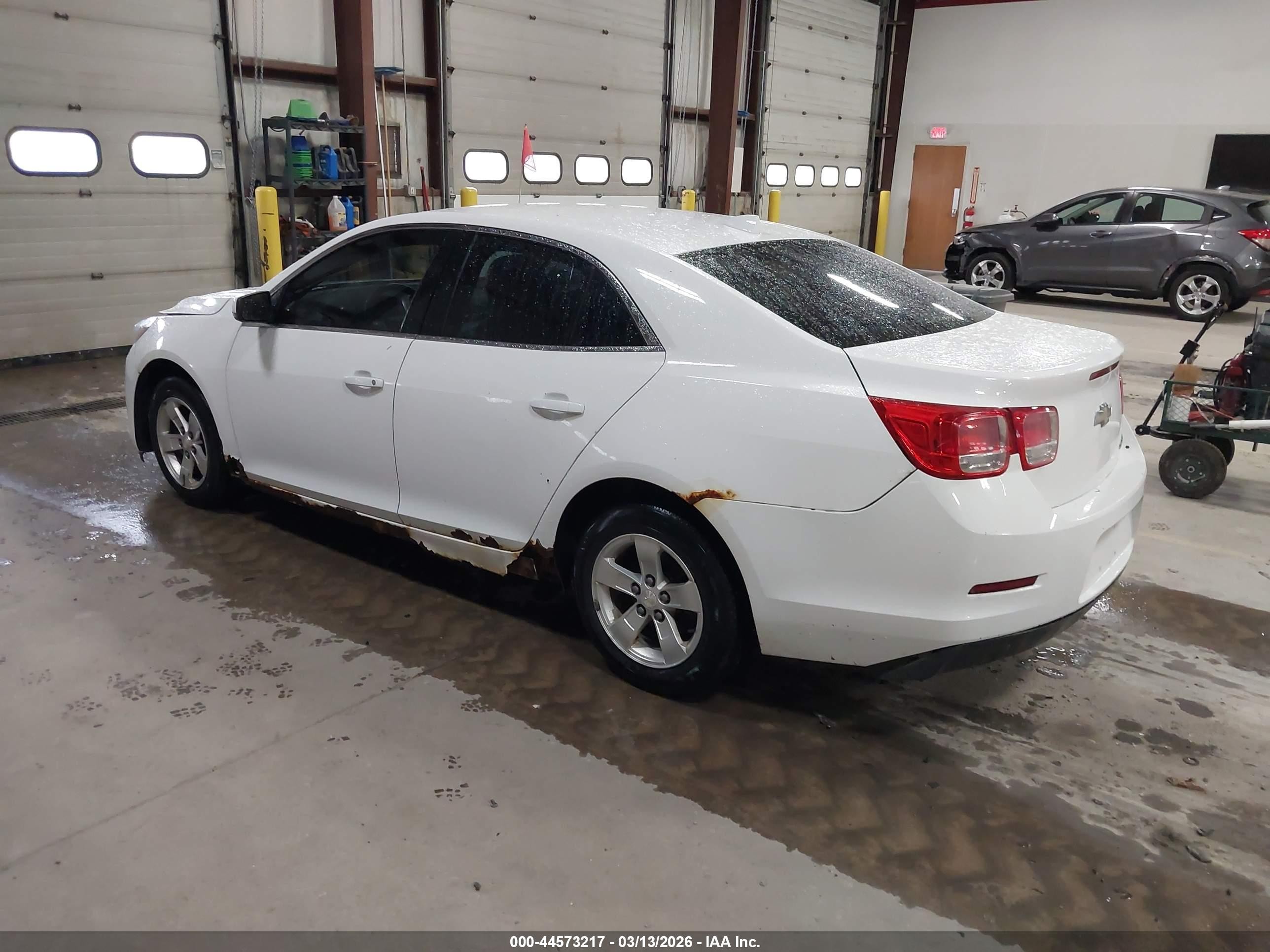 2013 Chevrolet Malibu 1lt White vin: 1G11C5SA1DF125194