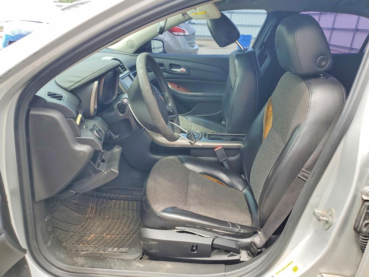 2013 Chevrolet Malibu 1lt Серебряный vin: 1G11C5SA1DF190353