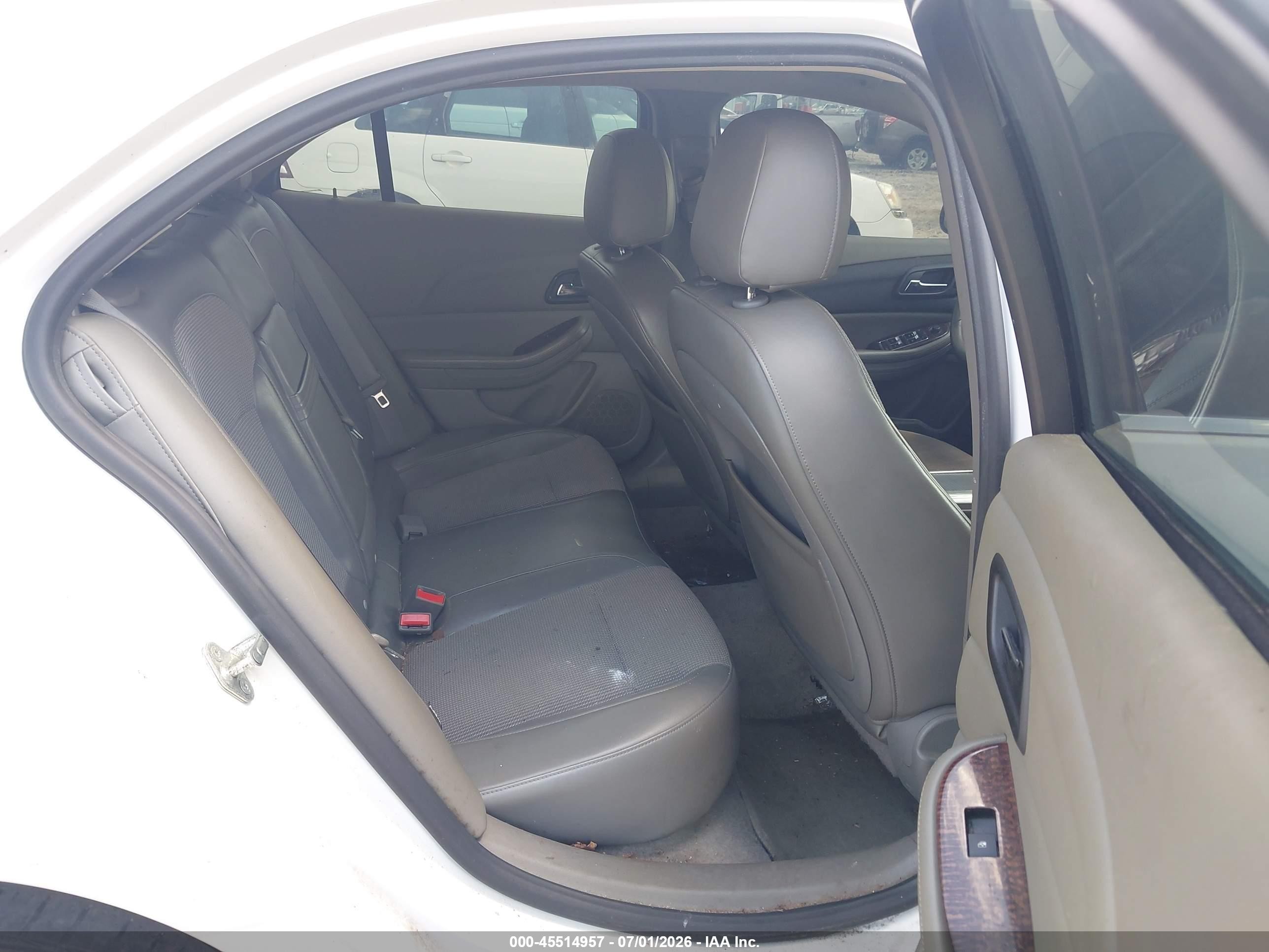 2013 Chevrolet Malibu 1lt White vin: 1G11C5SA1DF232441