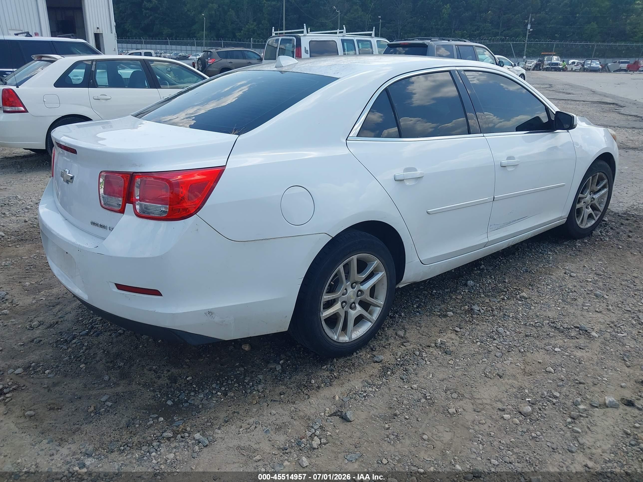 2013 Chevrolet Malibu 1lt White vin: 1G11C5SA1DF232441