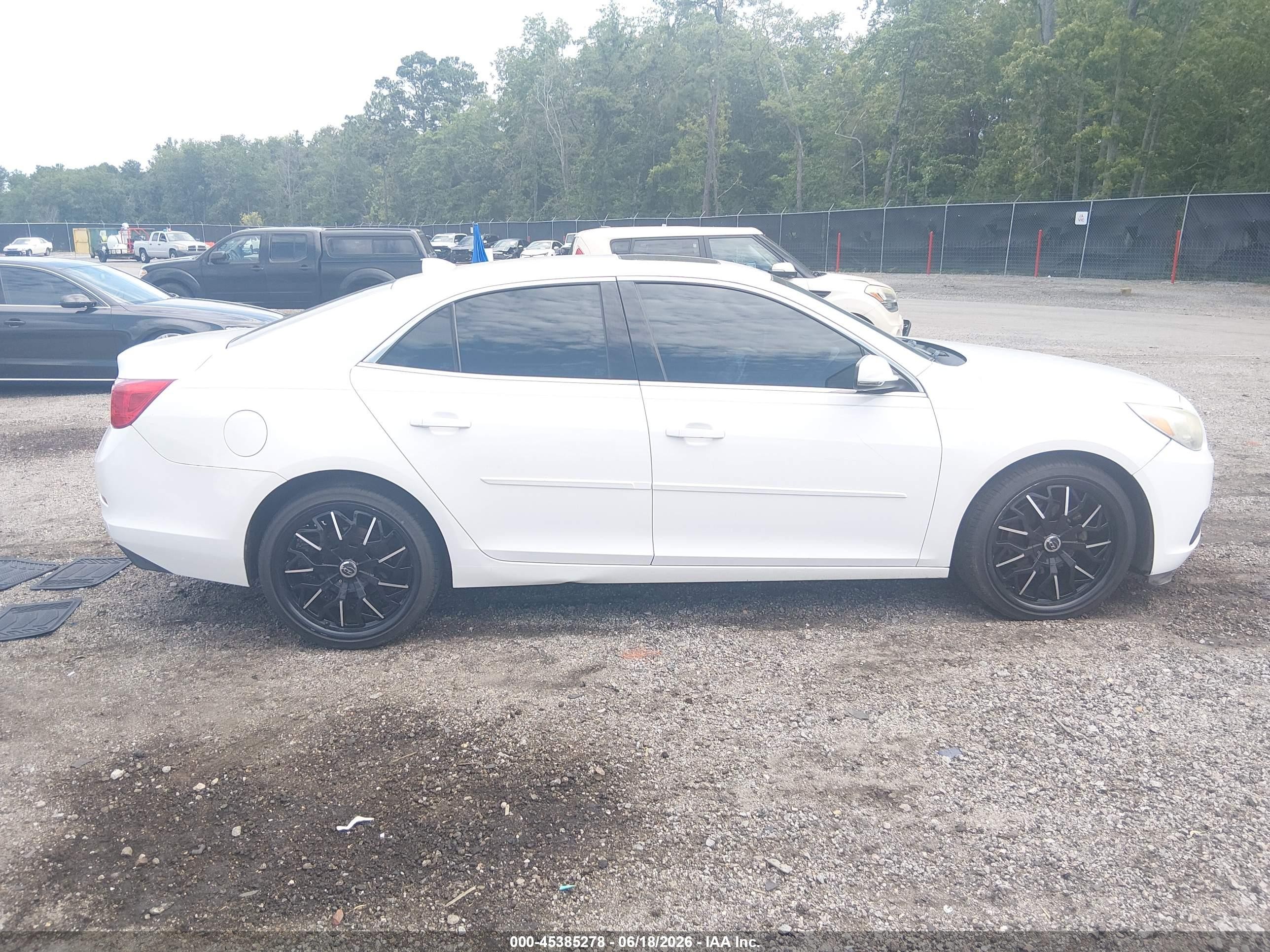 2013 Chevrolet Malibu 1lt White vin: 1G11C5SA1DF275841