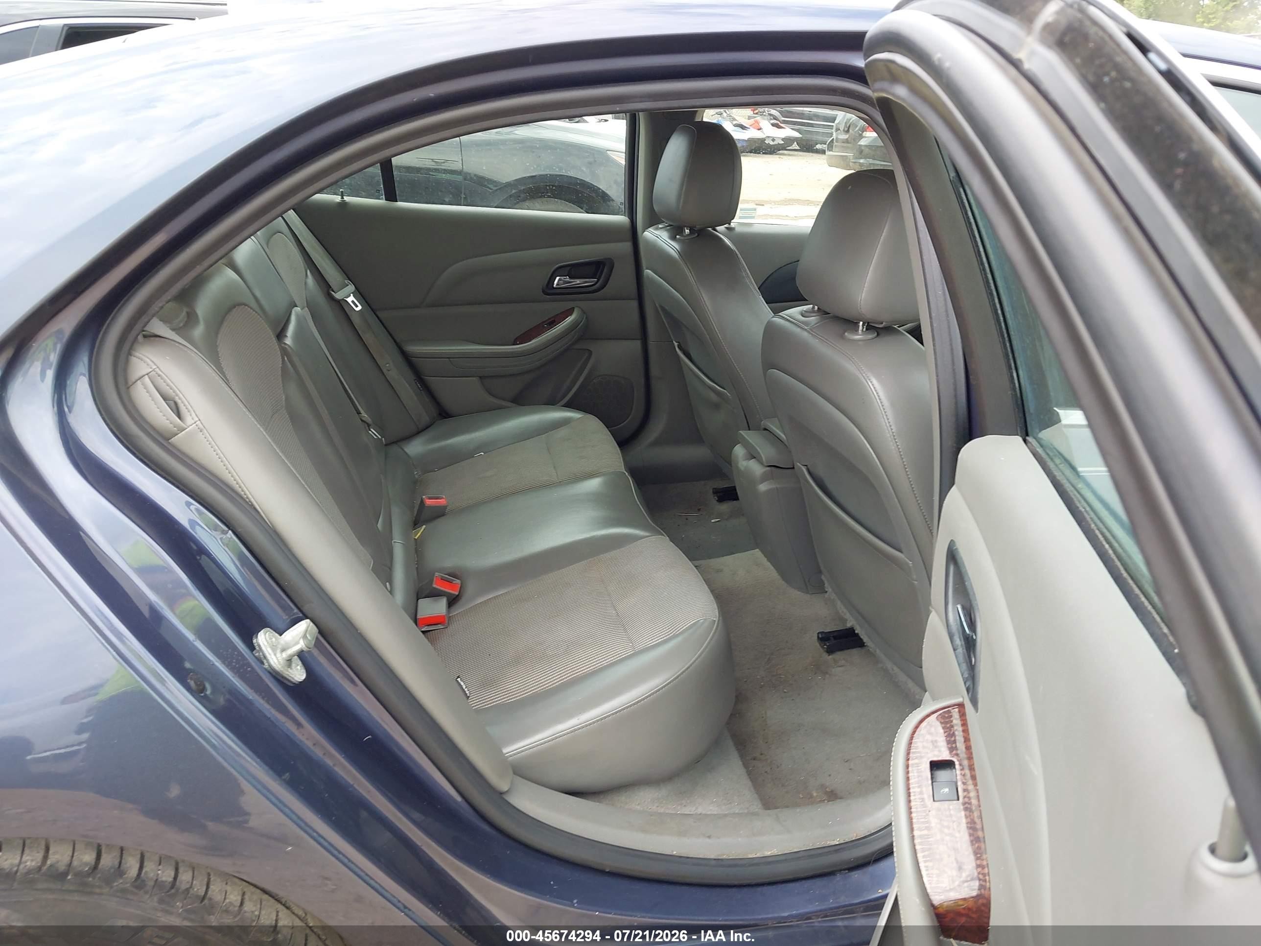 2013 Chevrolet Malibu 1lt Navy vin: 1G11C5SA1DF297080