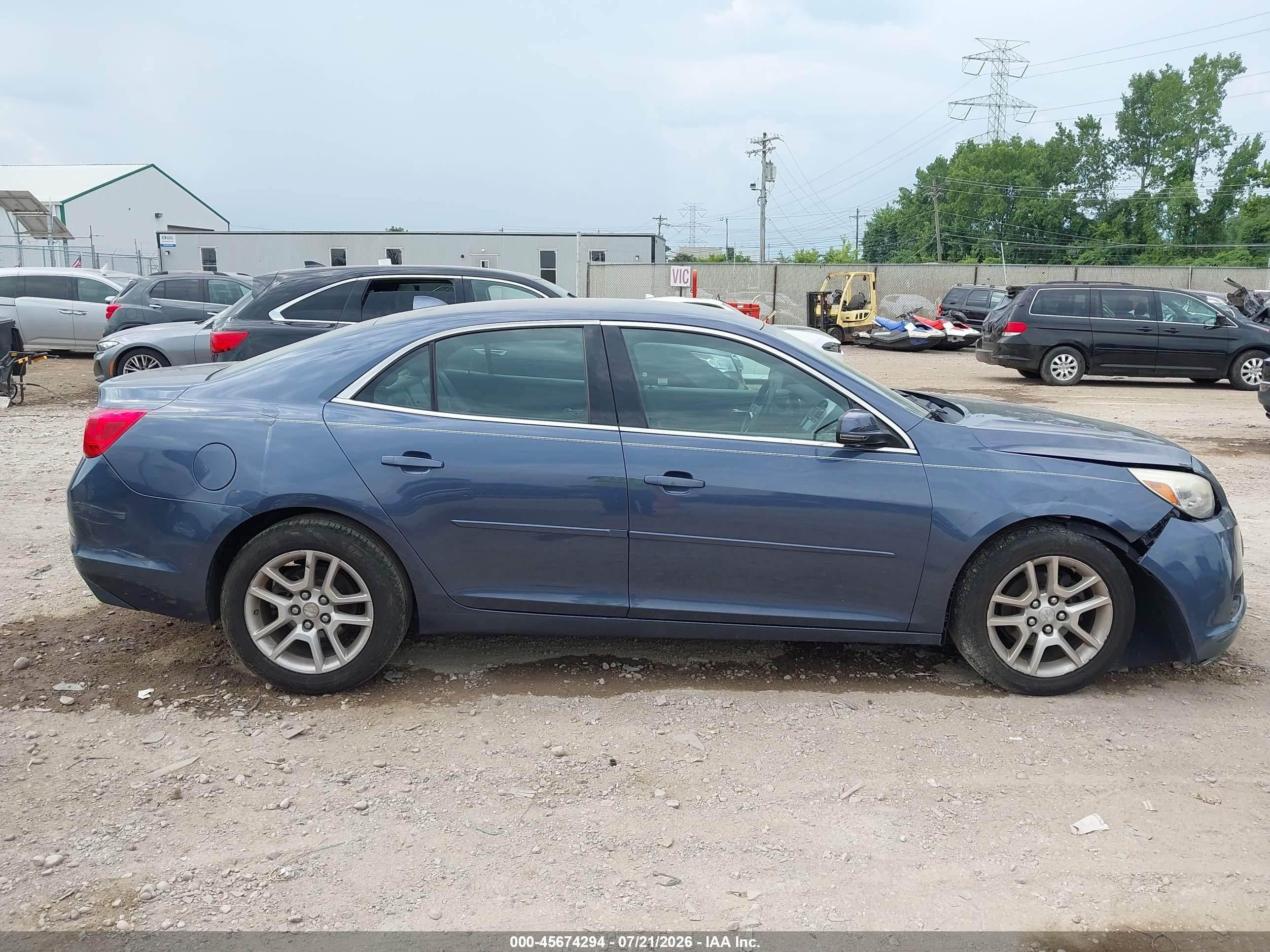 2013 Chevrolet Malibu 1lt Navy vin: 1G11C5SA1DF297080