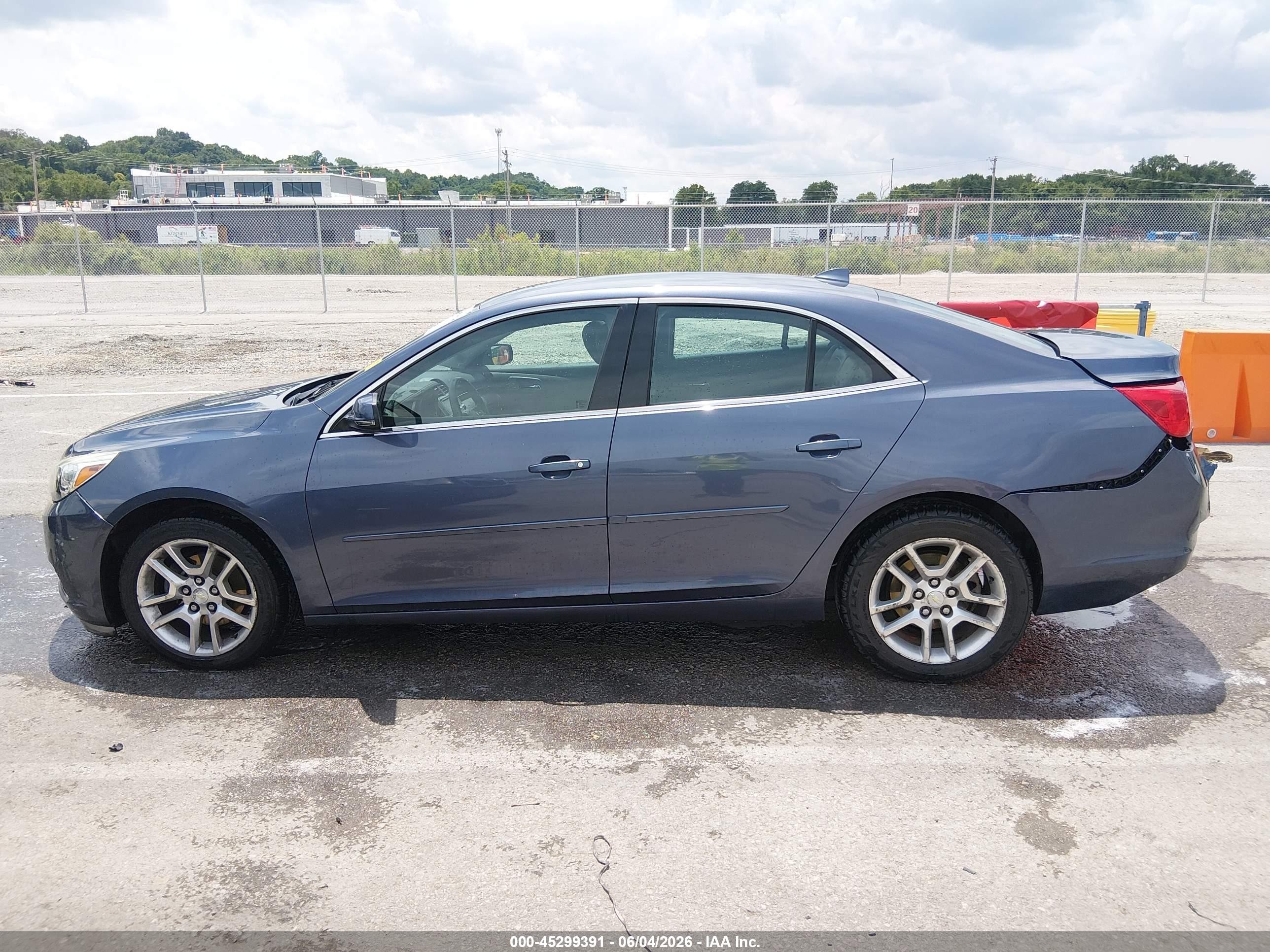 2013 Chevrolet Malibu 1lt Blue vin: 1G11C5SA2DF165641