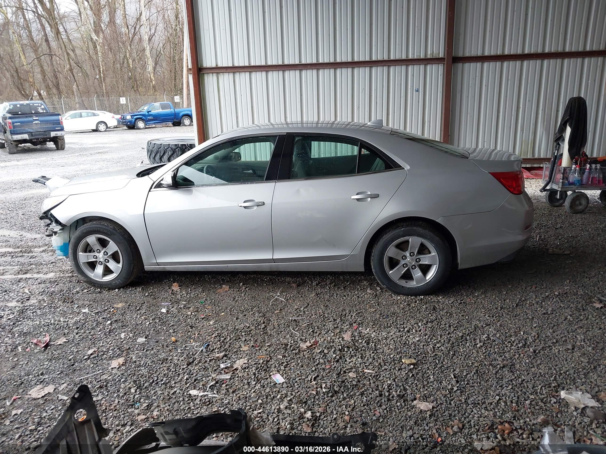 2013 Chevrolet Malibu 1lt Silver vin: 1G11C5SA2DF238412