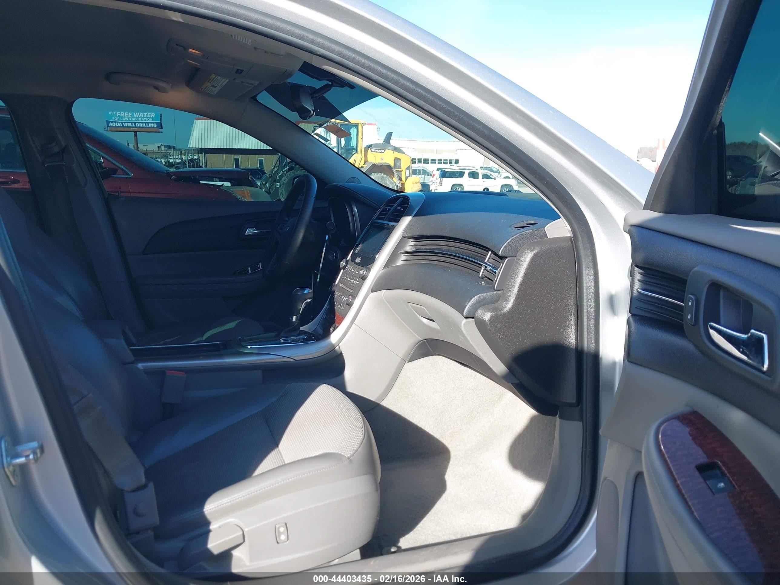 2013 Chevrolet Malibu 1lt Silver vin: 1G11C5SA2DF327591