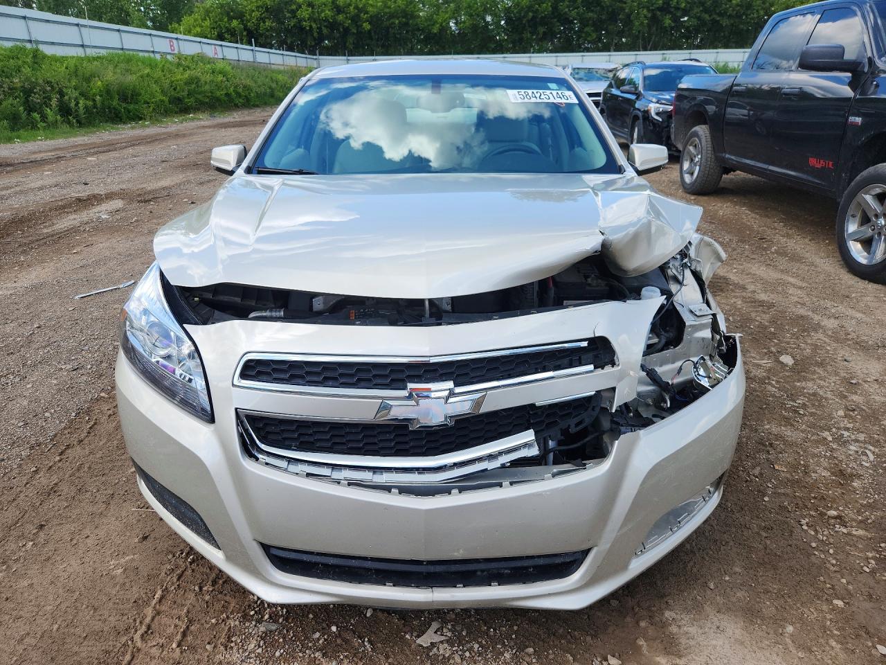 2013 Chevrolet Malibu 1lt Cream vin: 1G11C5SA2DF330751