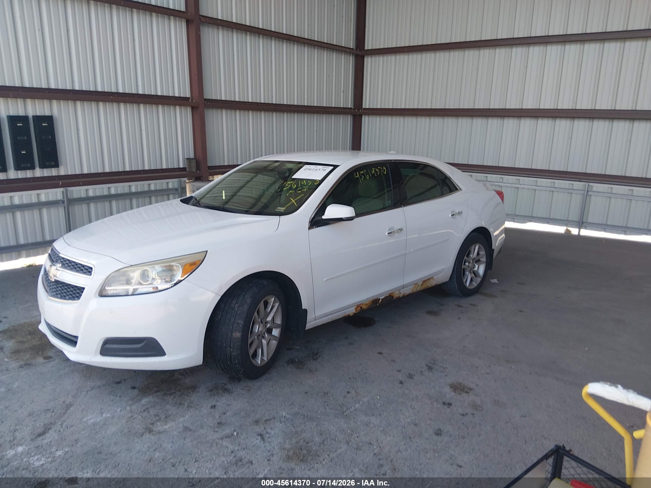 2013 Chevrolet Malibu 1lt White vin: 1G11C5SA3DF122345