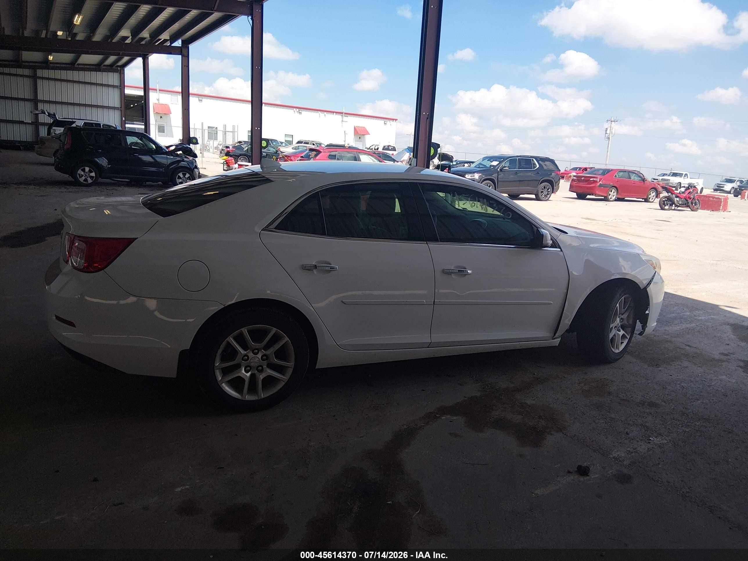 2013 Chevrolet Malibu 1lt White vin: 1G11C5SA3DF122345