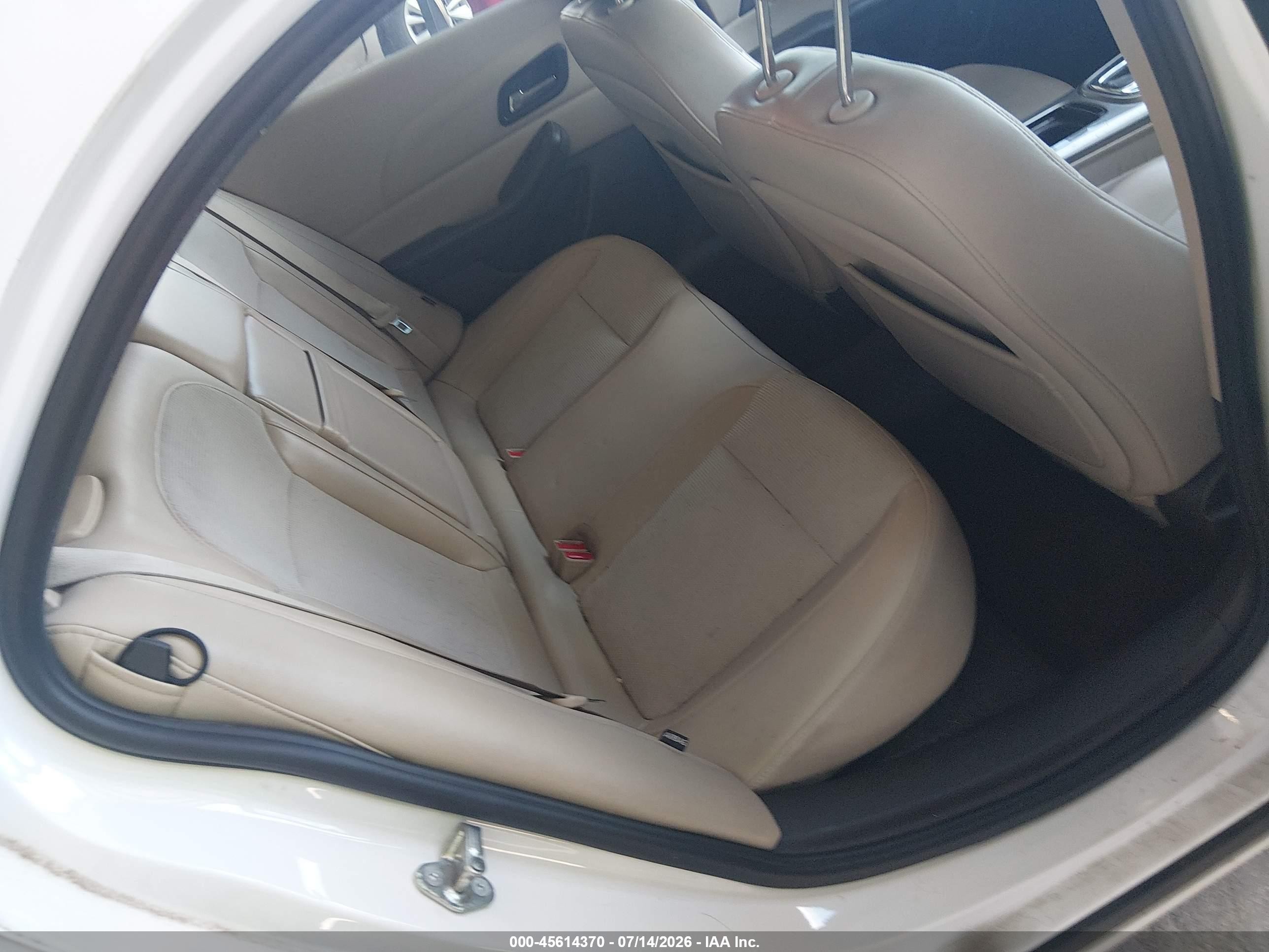 2013 Chevrolet Malibu 1lt White vin: 1G11C5SA3DF122345