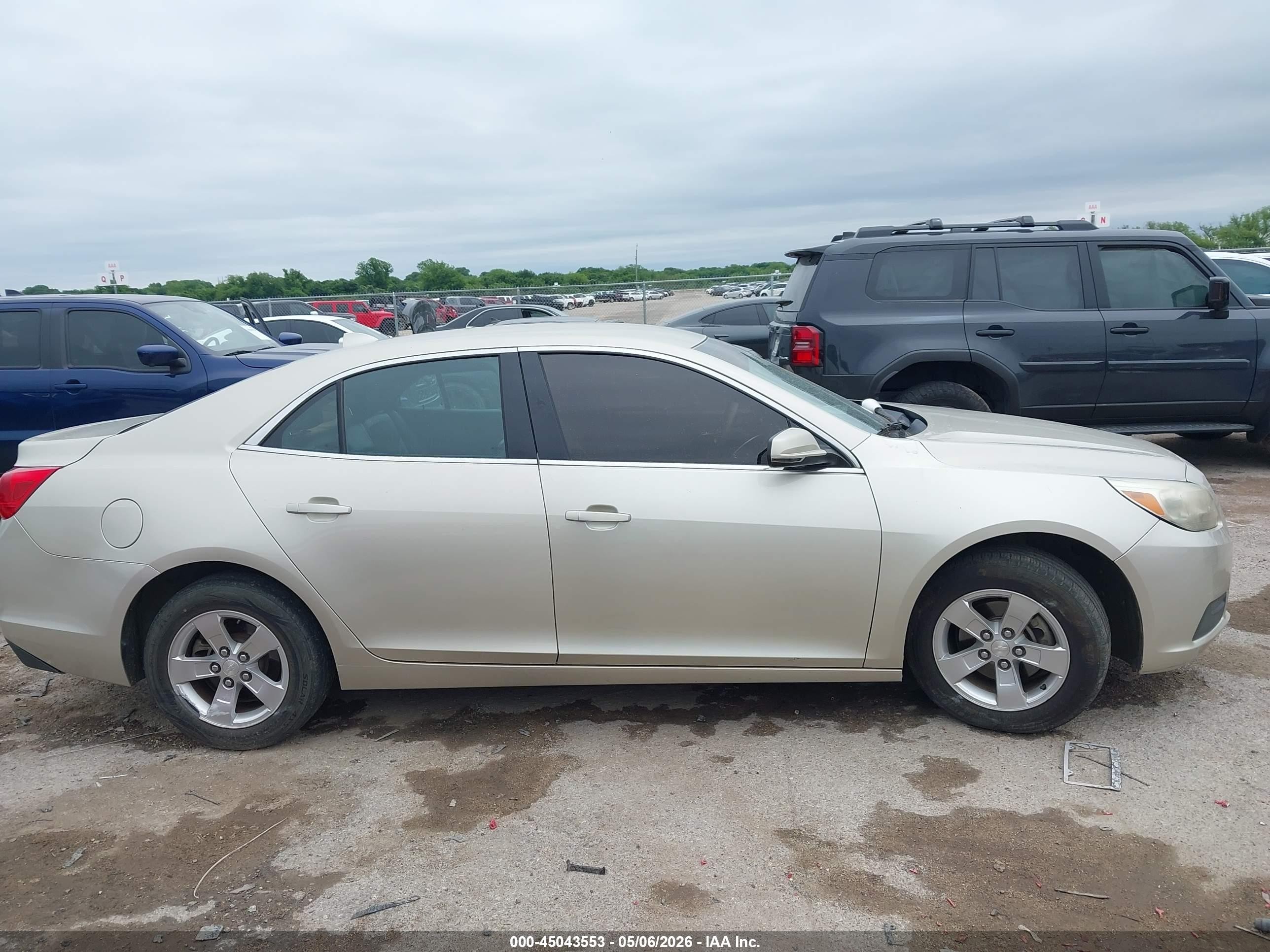 2013 Chevrolet Malibu 1lt Желто-коричневый vin: 1G11C5SA3DF248205