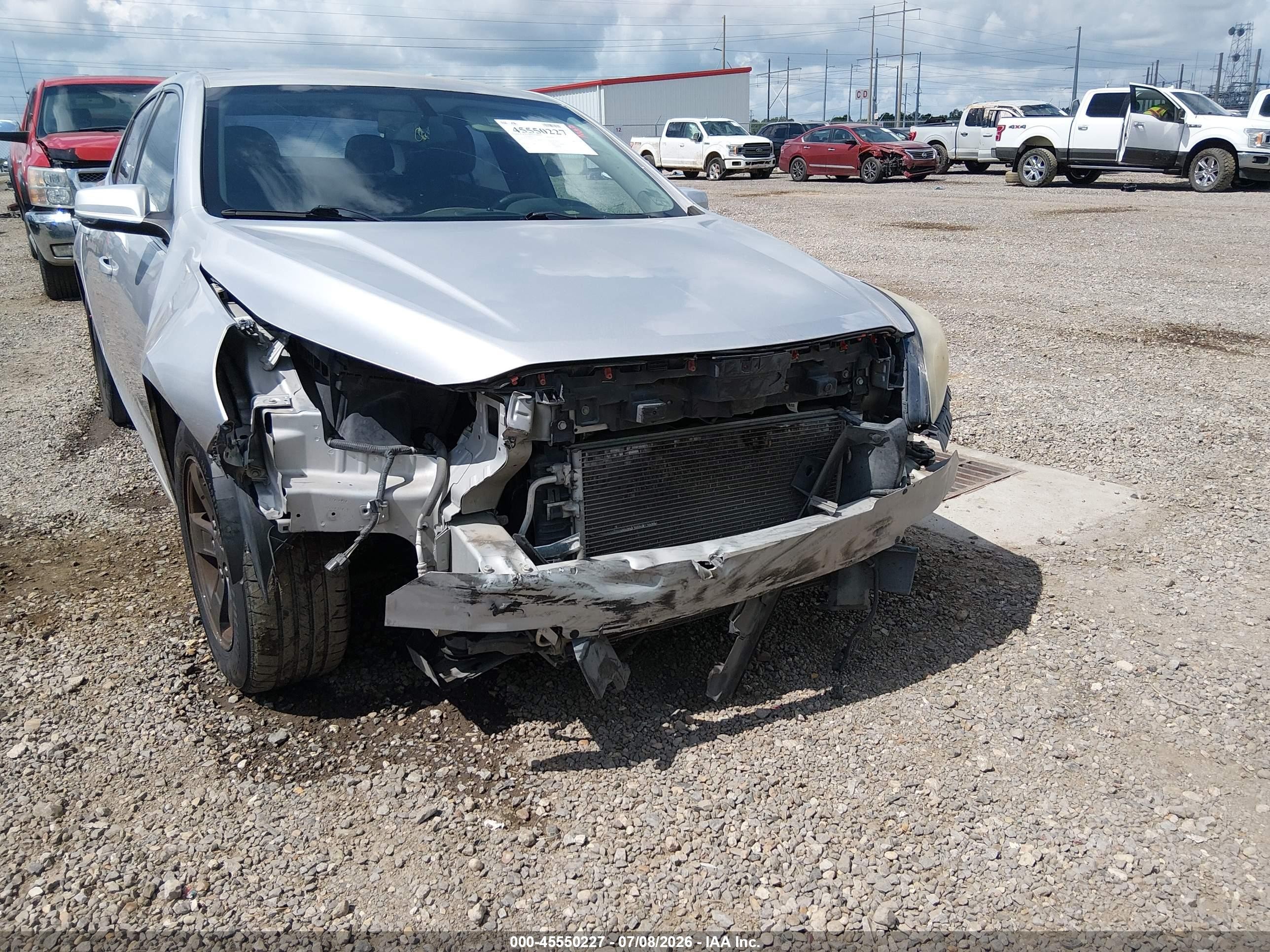 2013 Chevrolet Malibu 1lt Серебряный vin: 1G11C5SA3DF249421