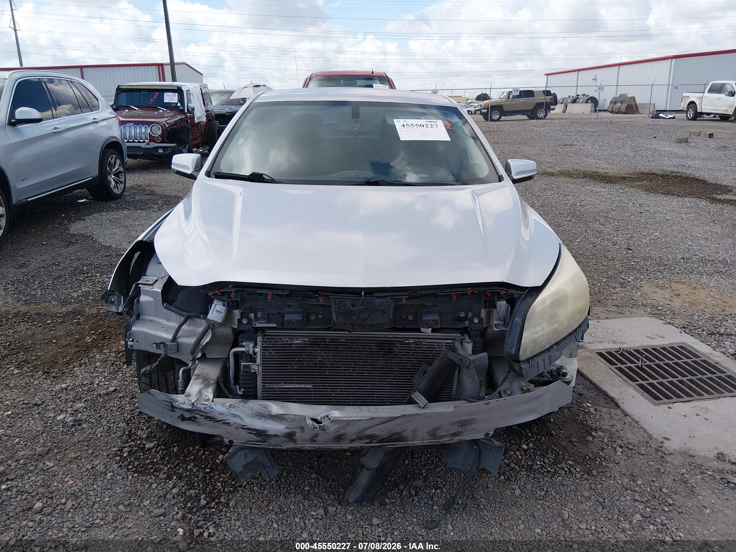 2013 Chevrolet Malibu 1lt Серебряный vin: 1G11C5SA3DF249421