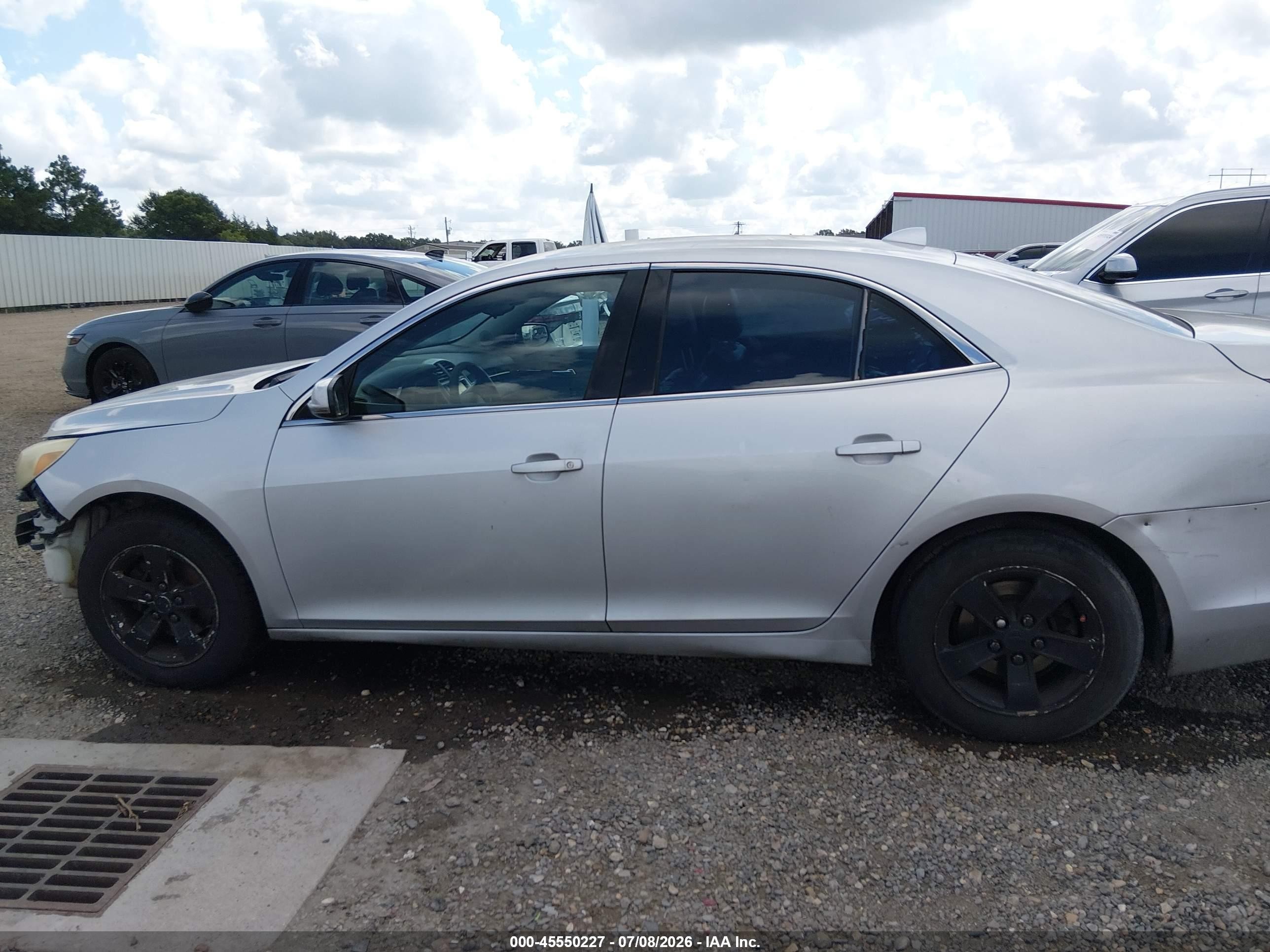 2013 Chevrolet Malibu 1lt Серебряный vin: 1G11C5SA3DF249421
