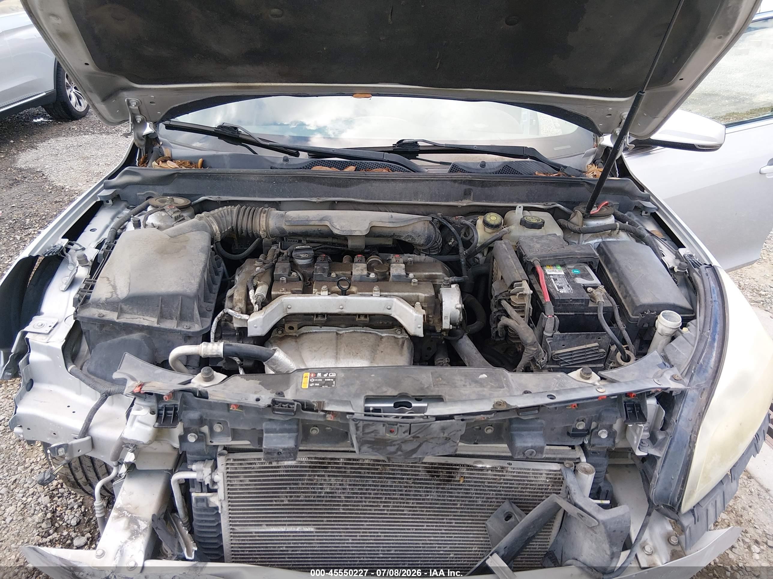 2013 Chevrolet Malibu 1lt Серебряный vin: 1G11C5SA3DF249421
