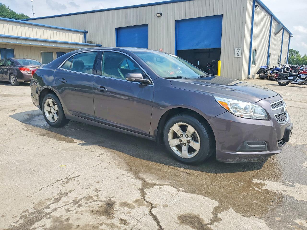 2013 Chevrolet Malibu 1lt Charcoal vin: 1G11C5SA4DF180139