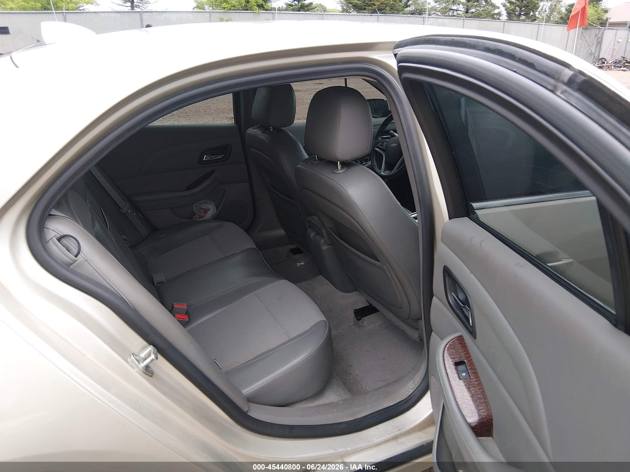 2013 Chevrolet Malibu 1lt Champagne vin: 1G11C5SA4DF220509
