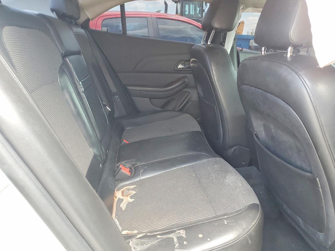 2013 Chevrolet Malibu 1lt Серебряный vin: 1G11C5SA4DU109647
