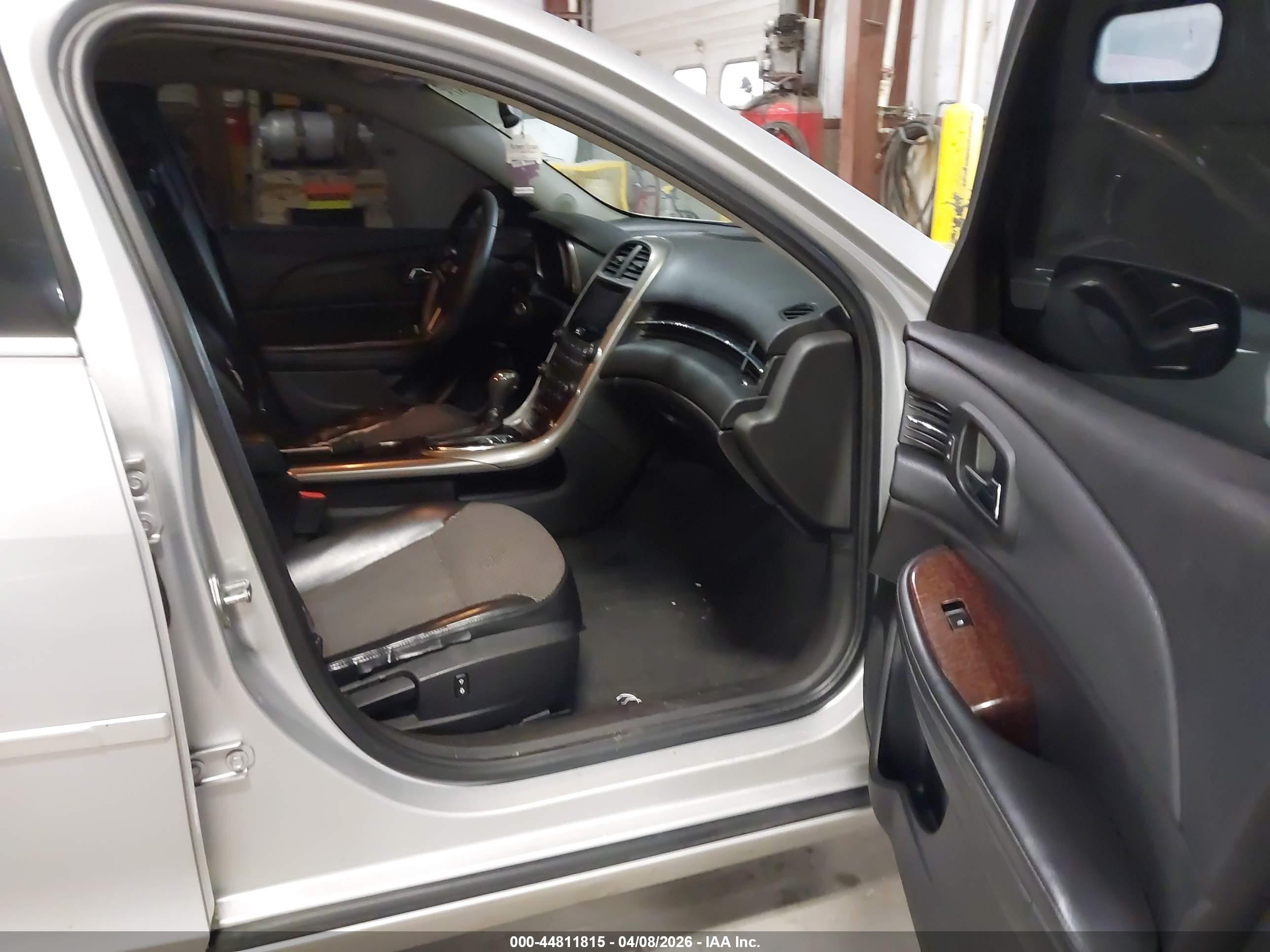 2013 Chevrolet Malibu 1lt Silver vin: 1G11C5SA5DF122010