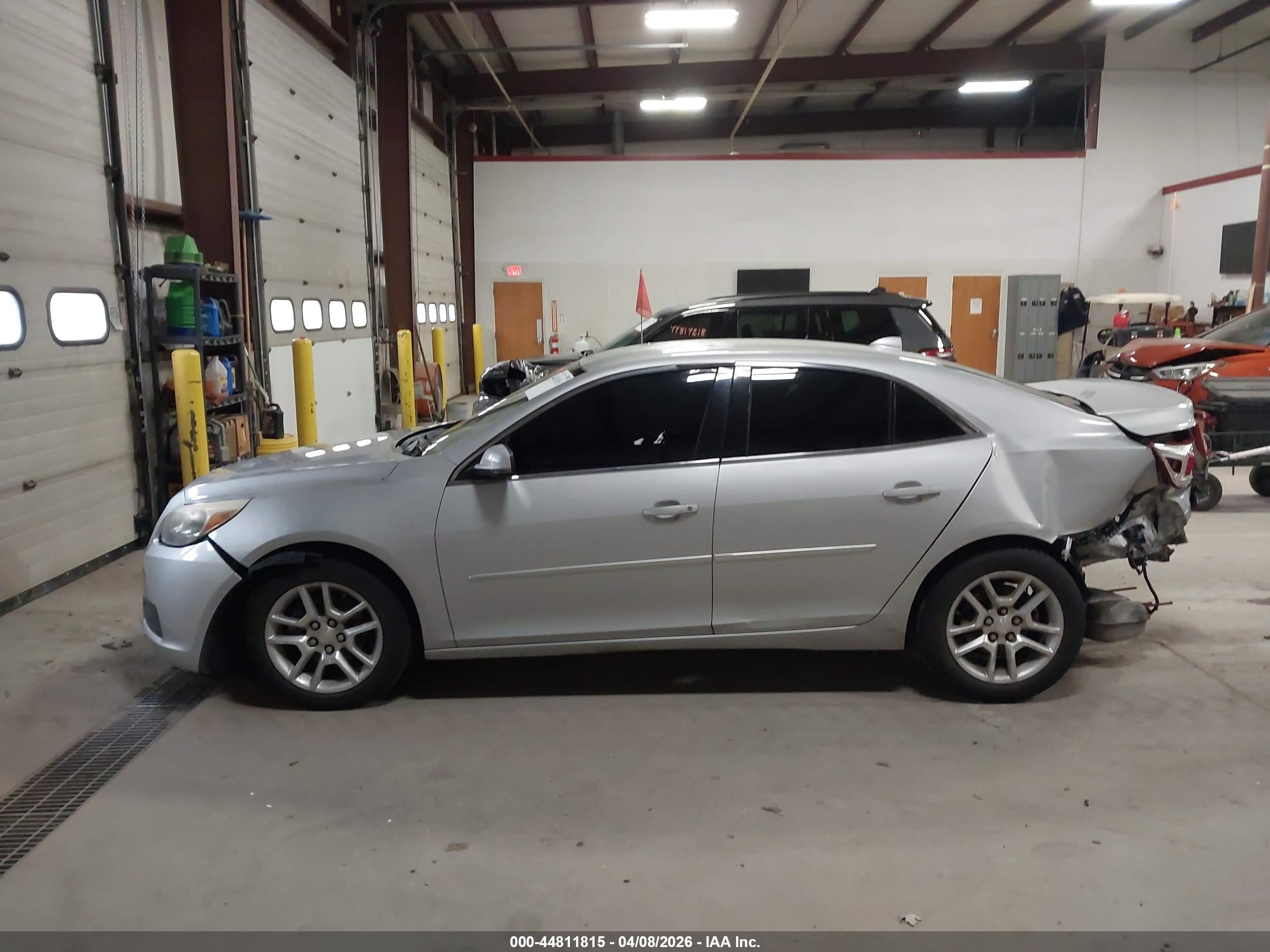 2013 Chevrolet Malibu 1lt Silver vin: 1G11C5SA5DF122010