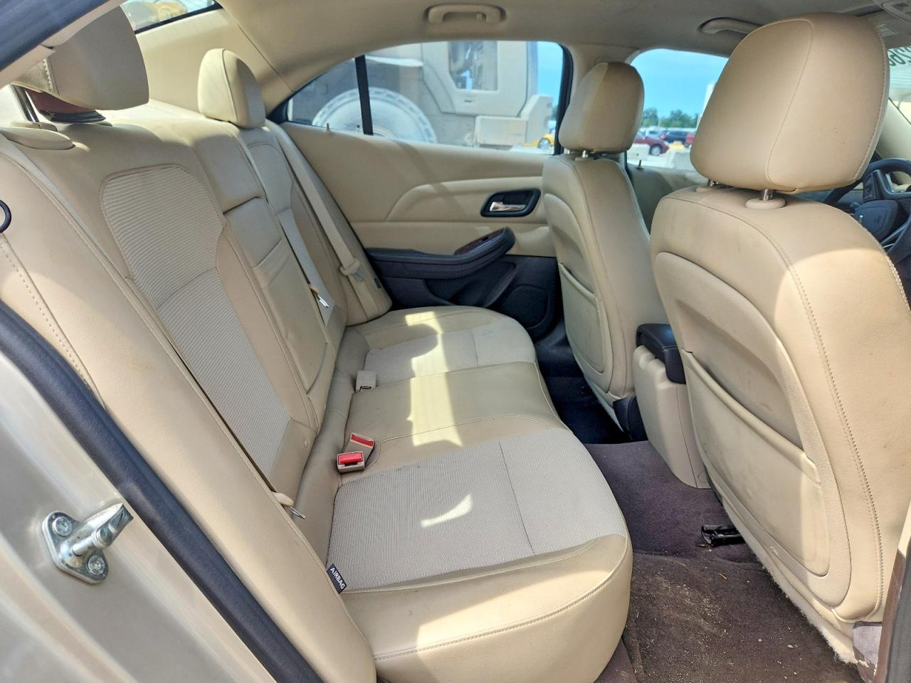 2013 Chevrolet Malibu 1lt Gold vin: 1G11C5SA5DF221460