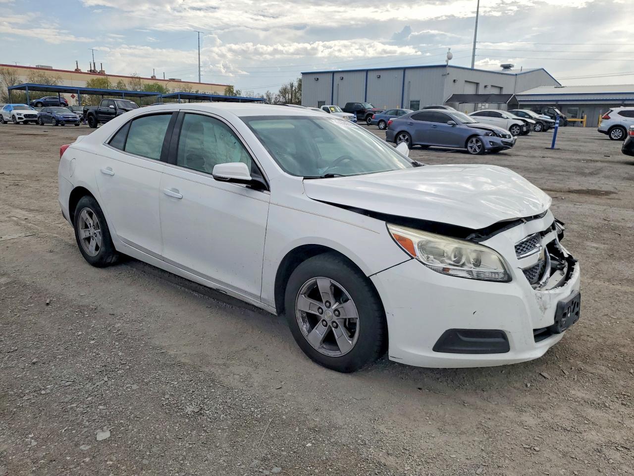 2013 Chevrolet Malibu 1lt White vin: 1G11C5SA6DF130875