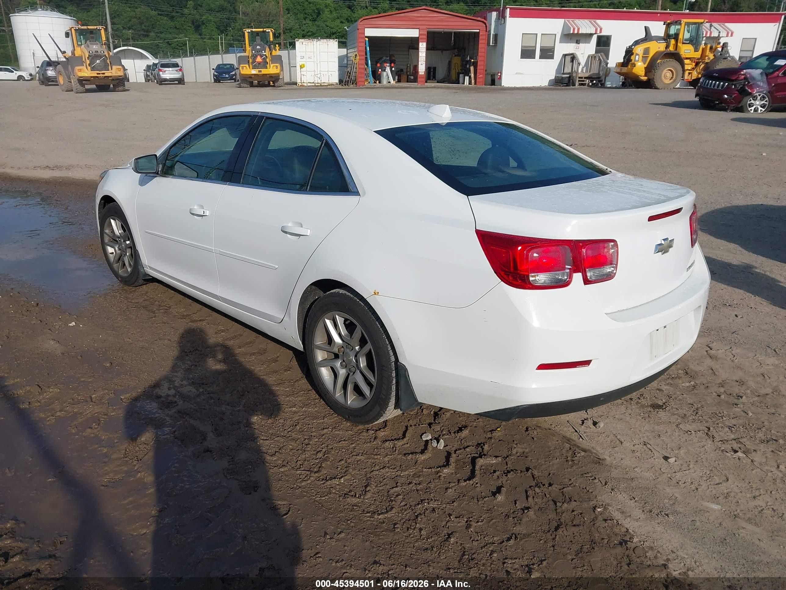 2013 Chevrolet Malibu 1lt White vin: 1G11C5SA6DF175556