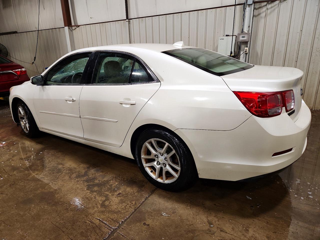 2013 Chevrolet Malibu 1lt White vin: 1G11C5SA6DF352882