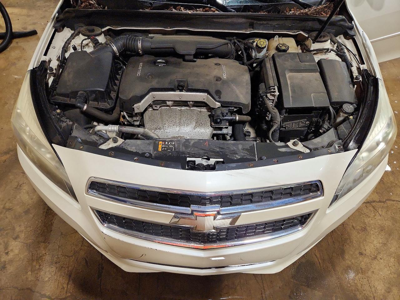 2013 Chevrolet Malibu 1lt White vin: 1G11C5SA6DF352882