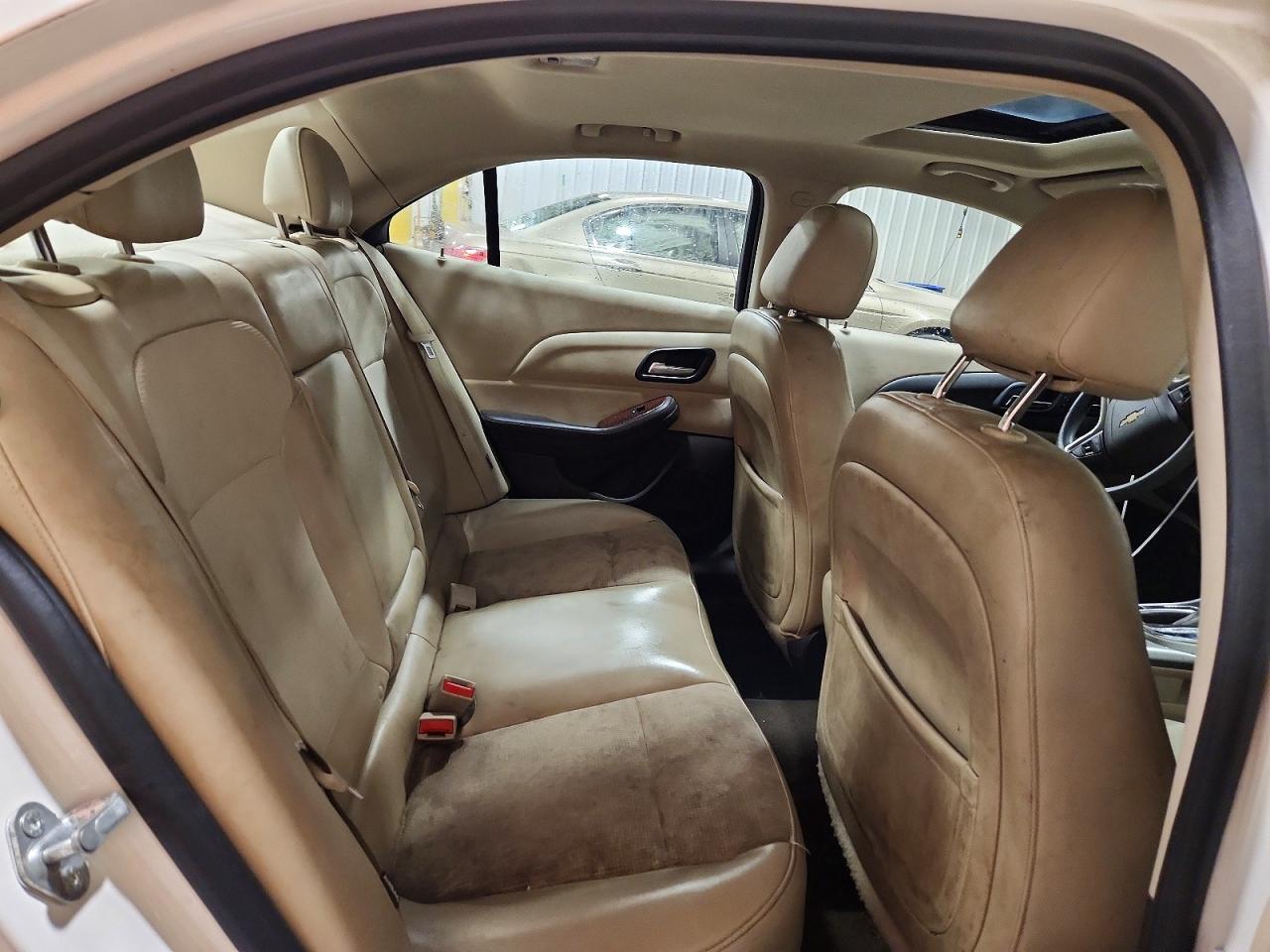 2013 Chevrolet Malibu 1lt White vin: 1G11C5SA6DF352882