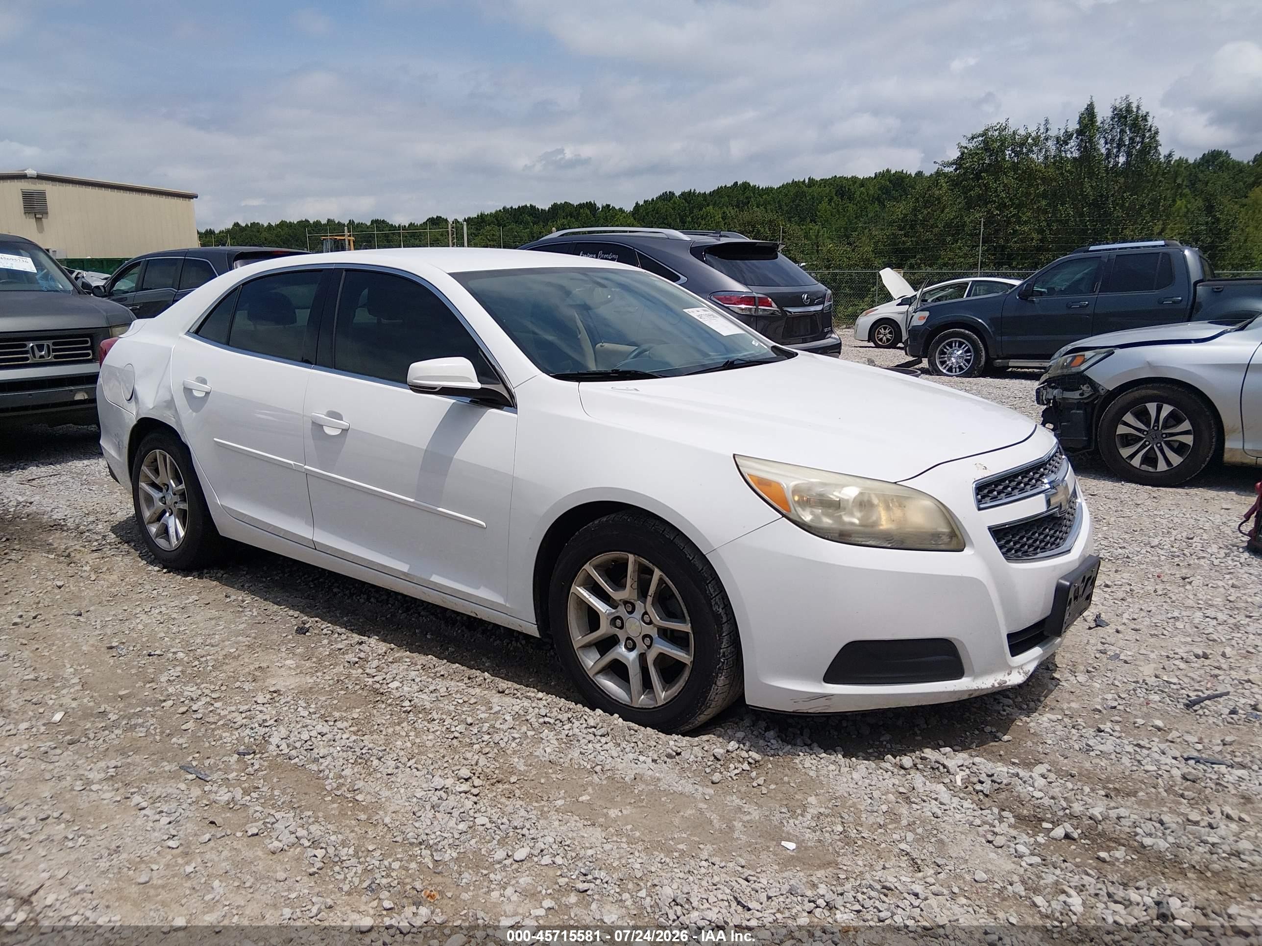 2013 Chevrolet Malibu 1lt White vin: 1G11C5SA7DF173637