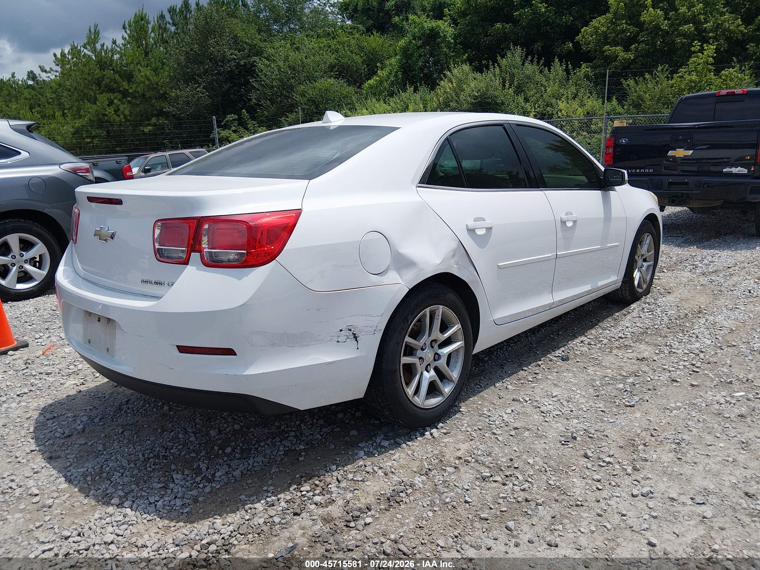 2013 Chevrolet Malibu 1lt White vin: 1G11C5SA7DF173637
