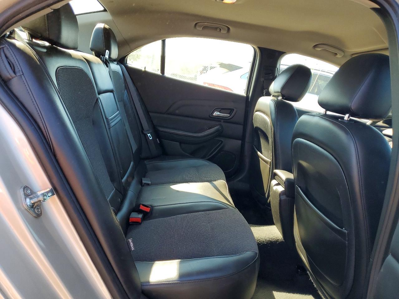 2013 Chevrolet Malibu 1lt Золотой vin: 1G11C5SA7DF224439
