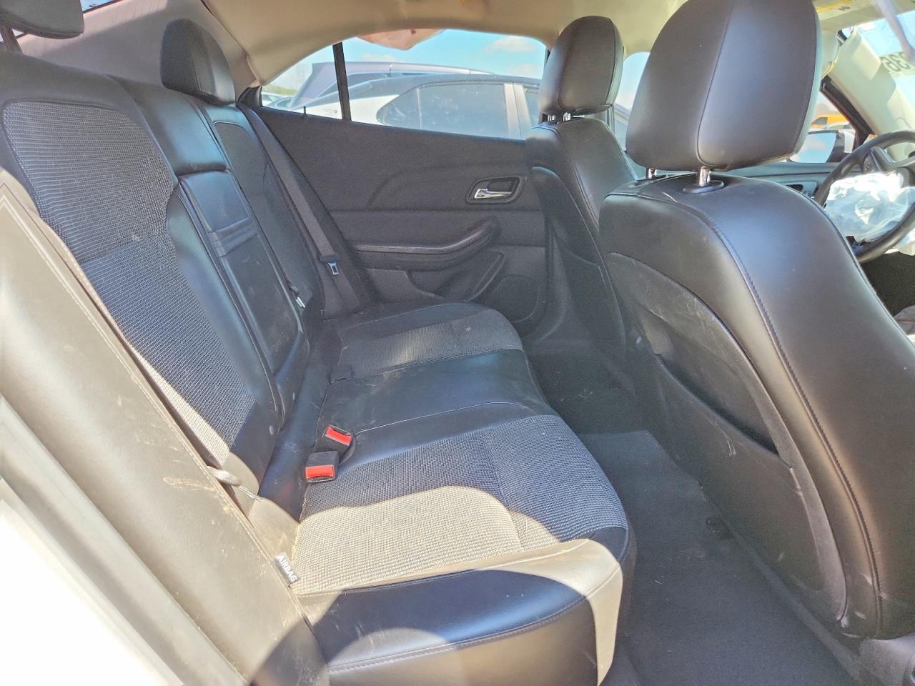 2013 Chevrolet Malibu 1lt Silver vin: 1G11C5SA7DF230452