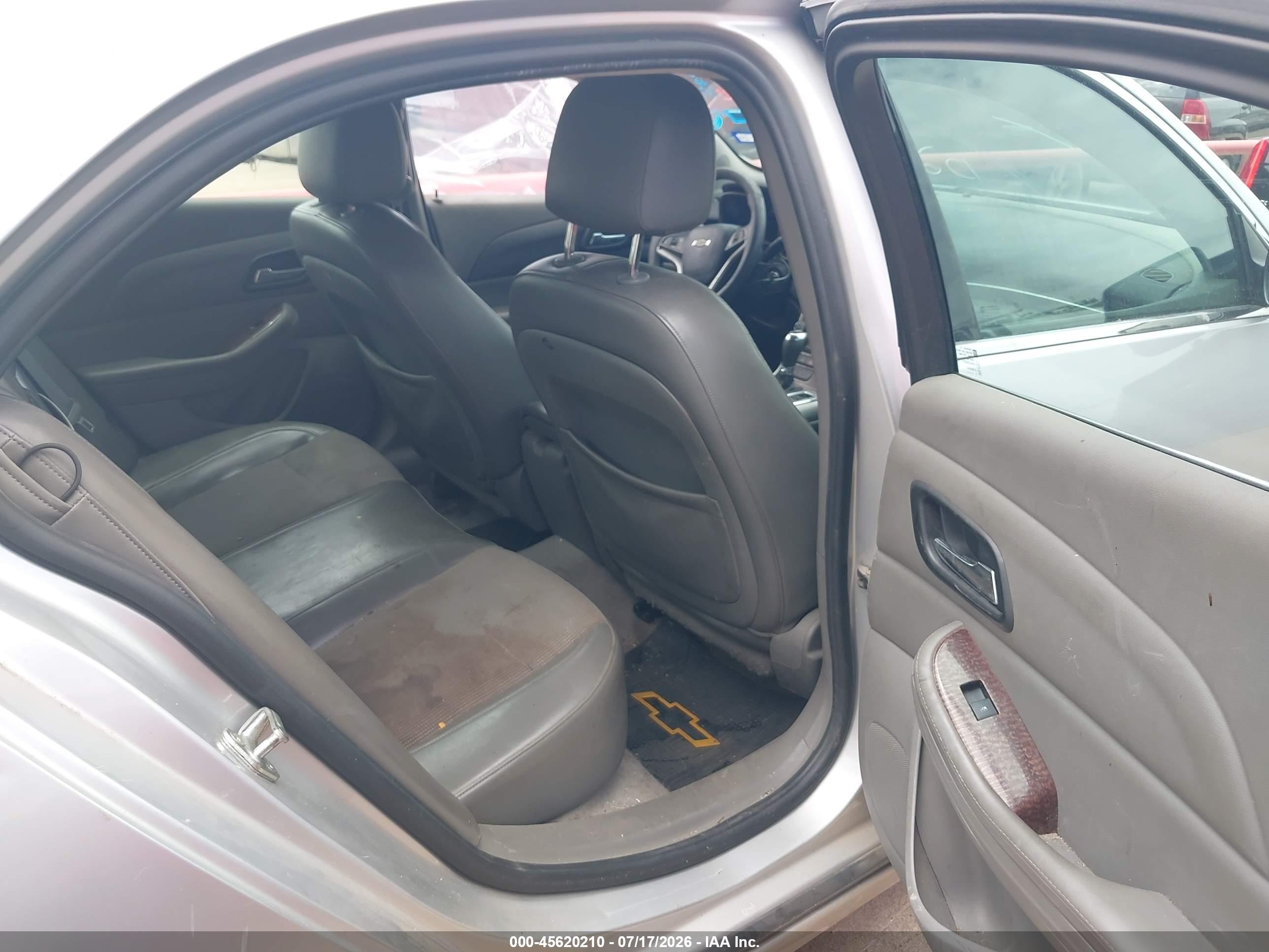 2013 Chevrolet Malibu 1lt Silver vin: 1G11C5SA8DF137861
