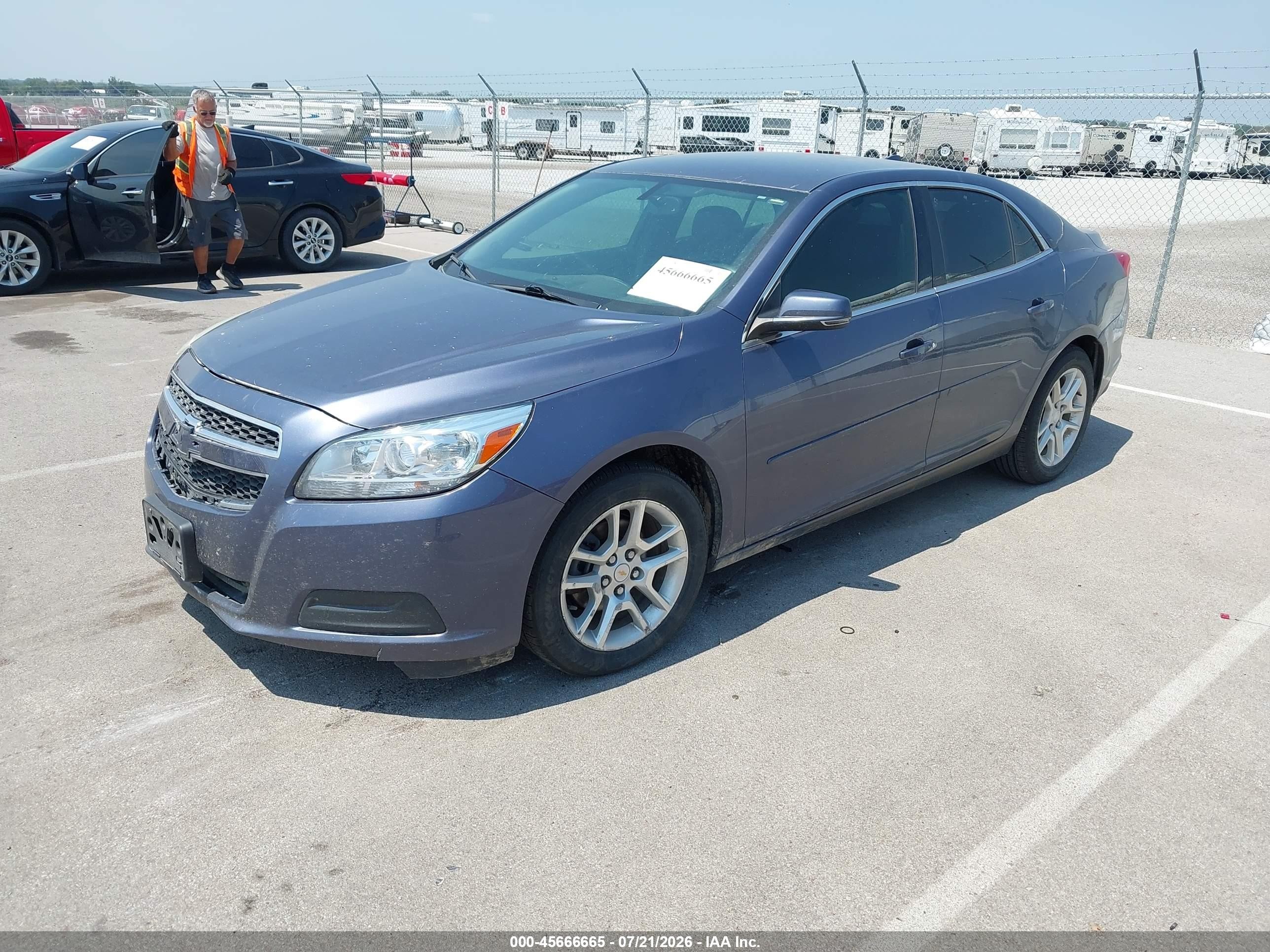 2013 Chevrolet Malibu 1lt Blue vin: 1G11C5SA8DF142395