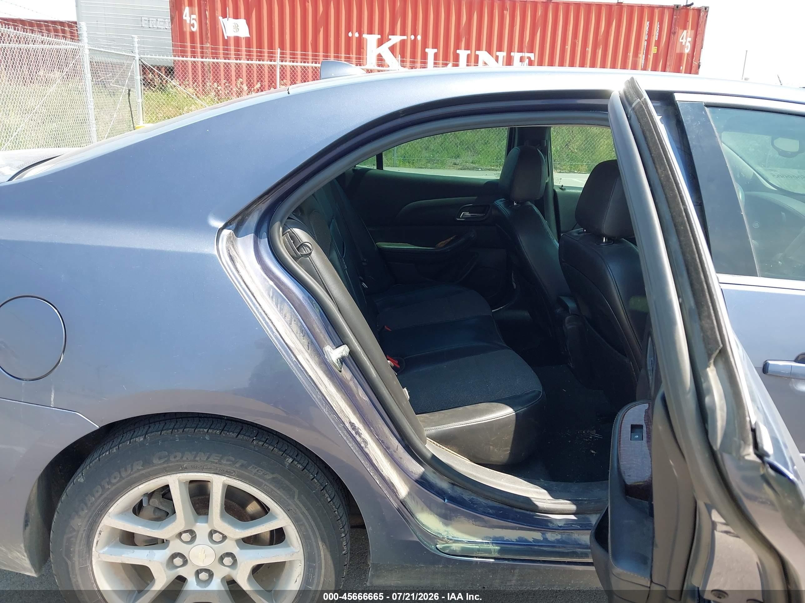 2013 Chevrolet Malibu 1lt Blue vin: 1G11C5SA8DF142395