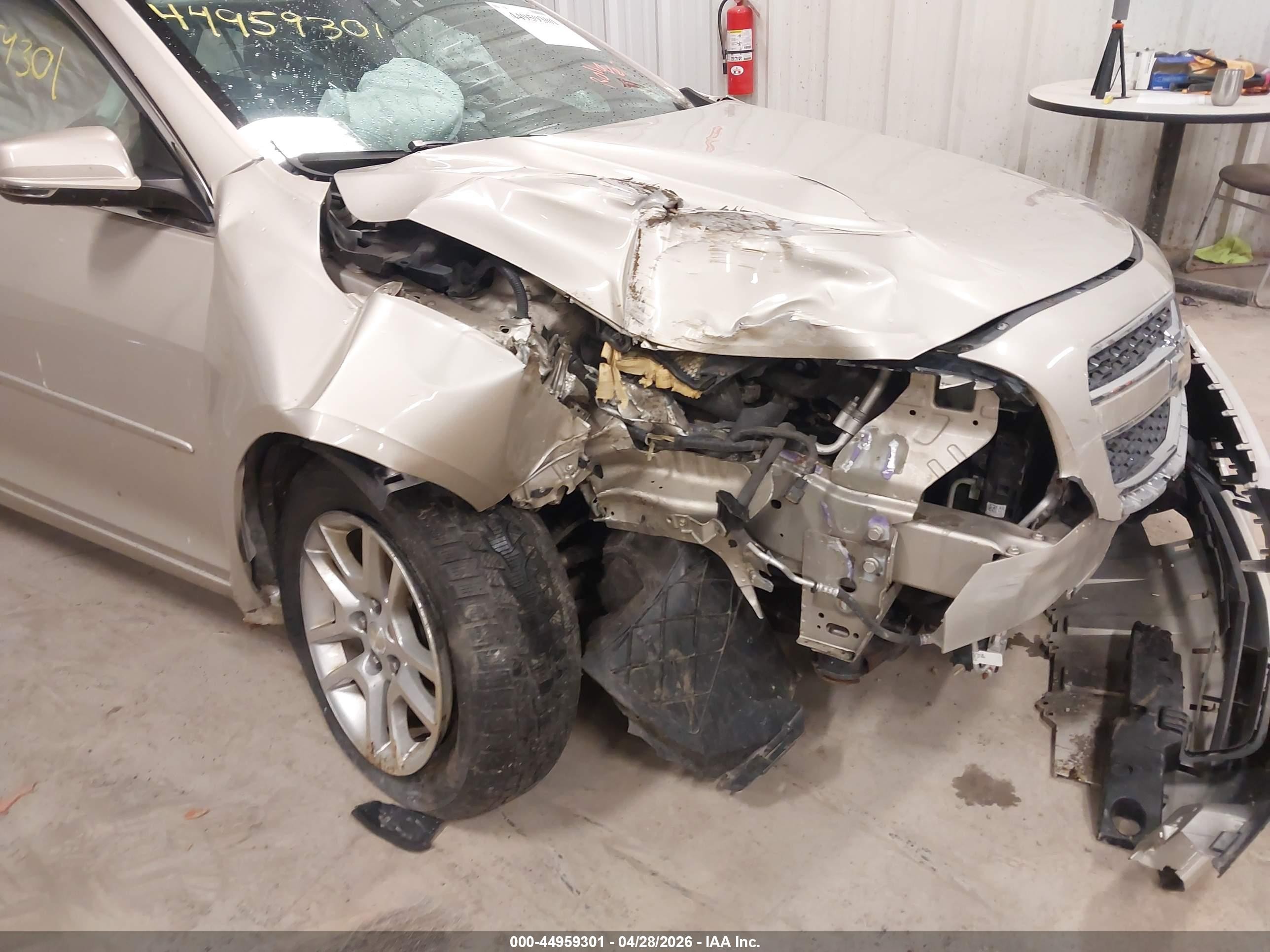 2013 Chevrolet Malibu 1lt Gold vin: 1G11C5SA8DF268305