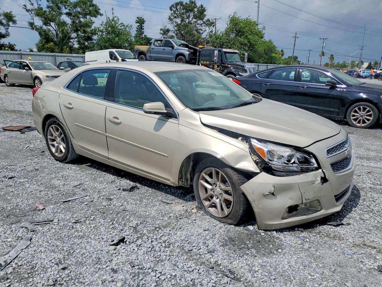 2013 Chevrolet Malibu 1lt Tan vin: 1G11C5SA9DF259015