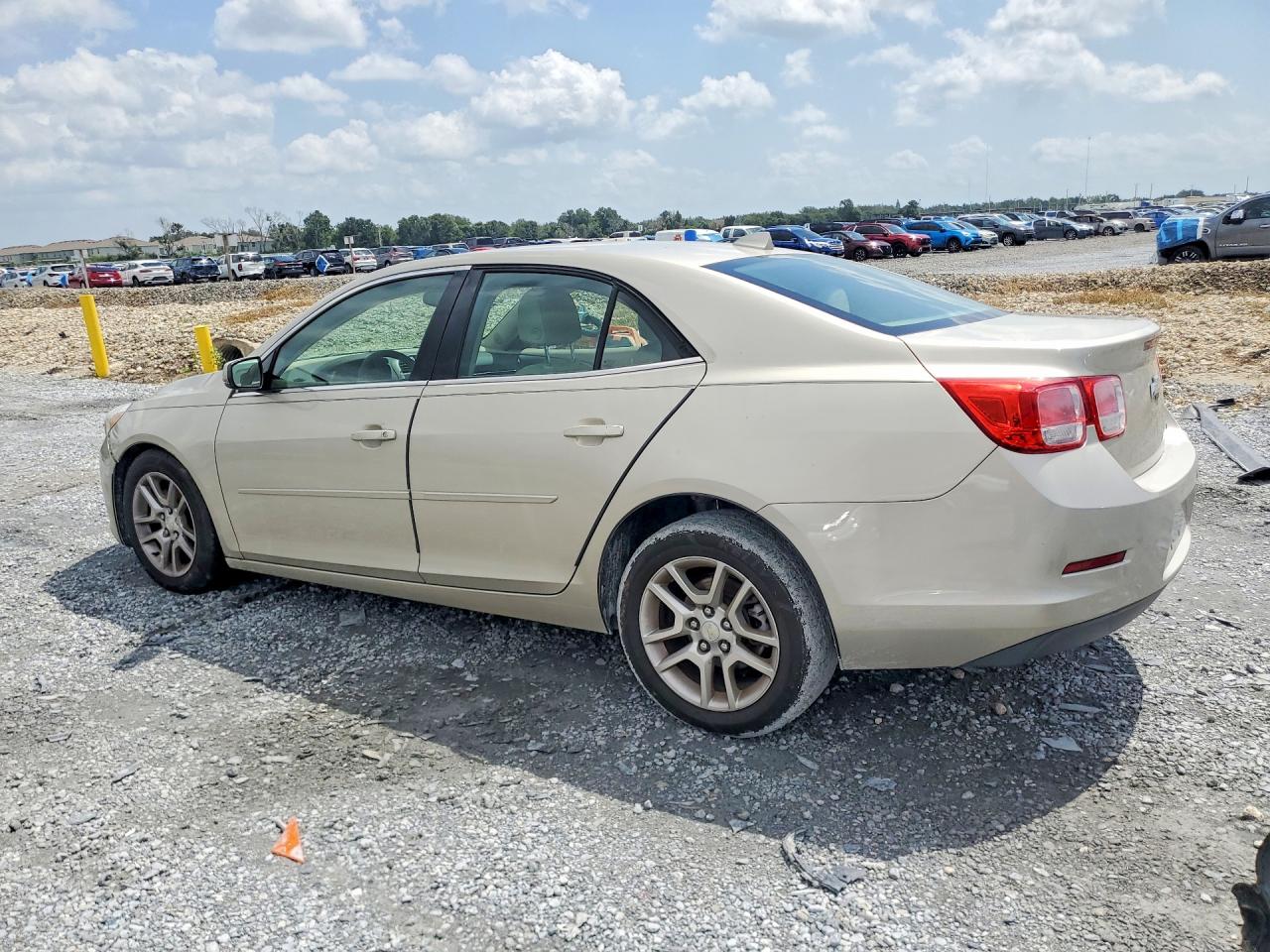 2013 Chevrolet Malibu 1lt Tan vin: 1G11C5SA9DF259015