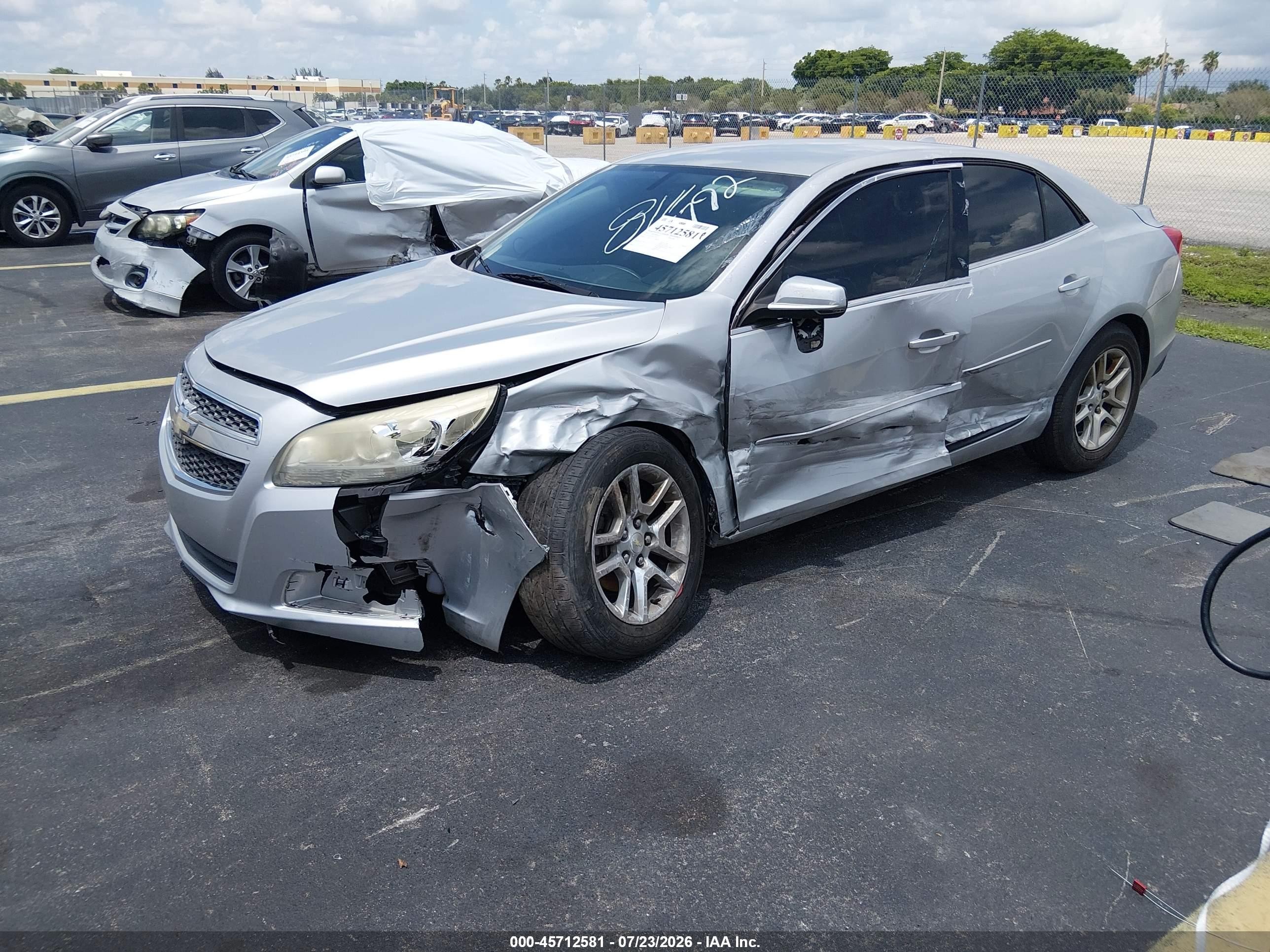 2013 Chevrolet Malibu 1lt Серебряный vin: 1G11C5SA9DF355792