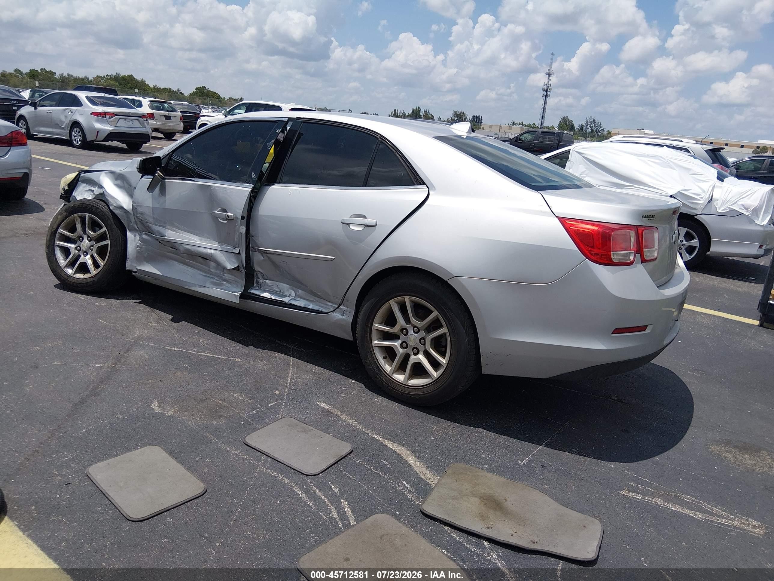 2013 Chevrolet Malibu 1lt Серебряный vin: 1G11C5SA9DF355792