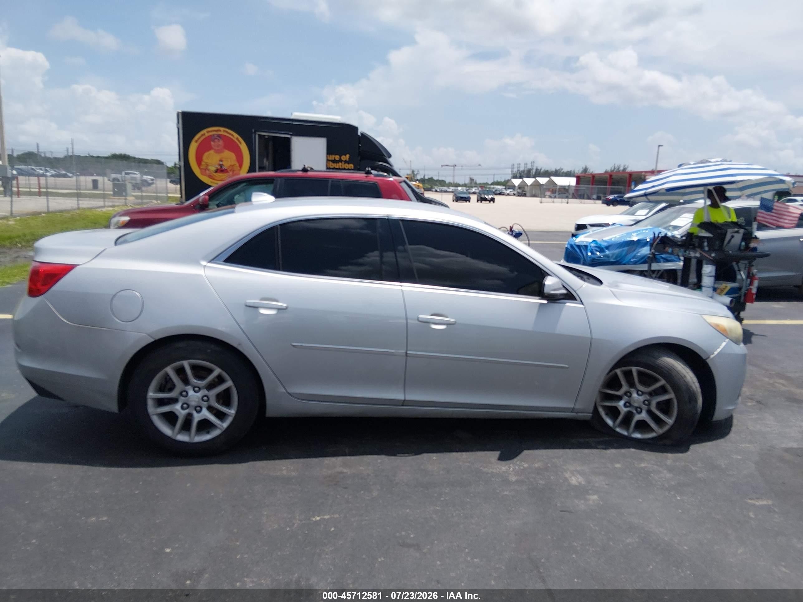 2013 Chevrolet Malibu 1lt Серебряный vin: 1G11C5SA9DF355792
