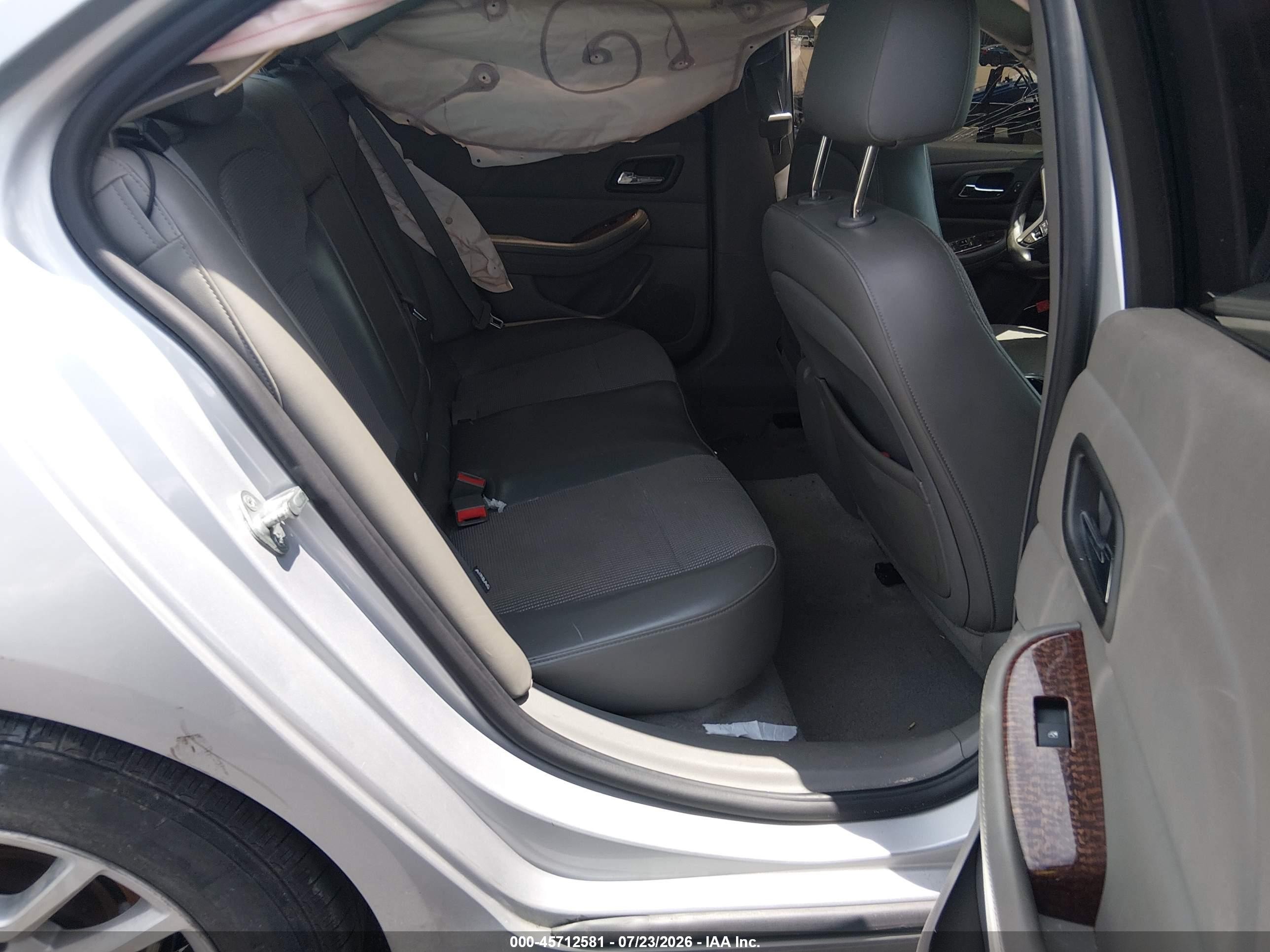 2013 Chevrolet Malibu 1lt Серебряный vin: 1G11C5SA9DF355792