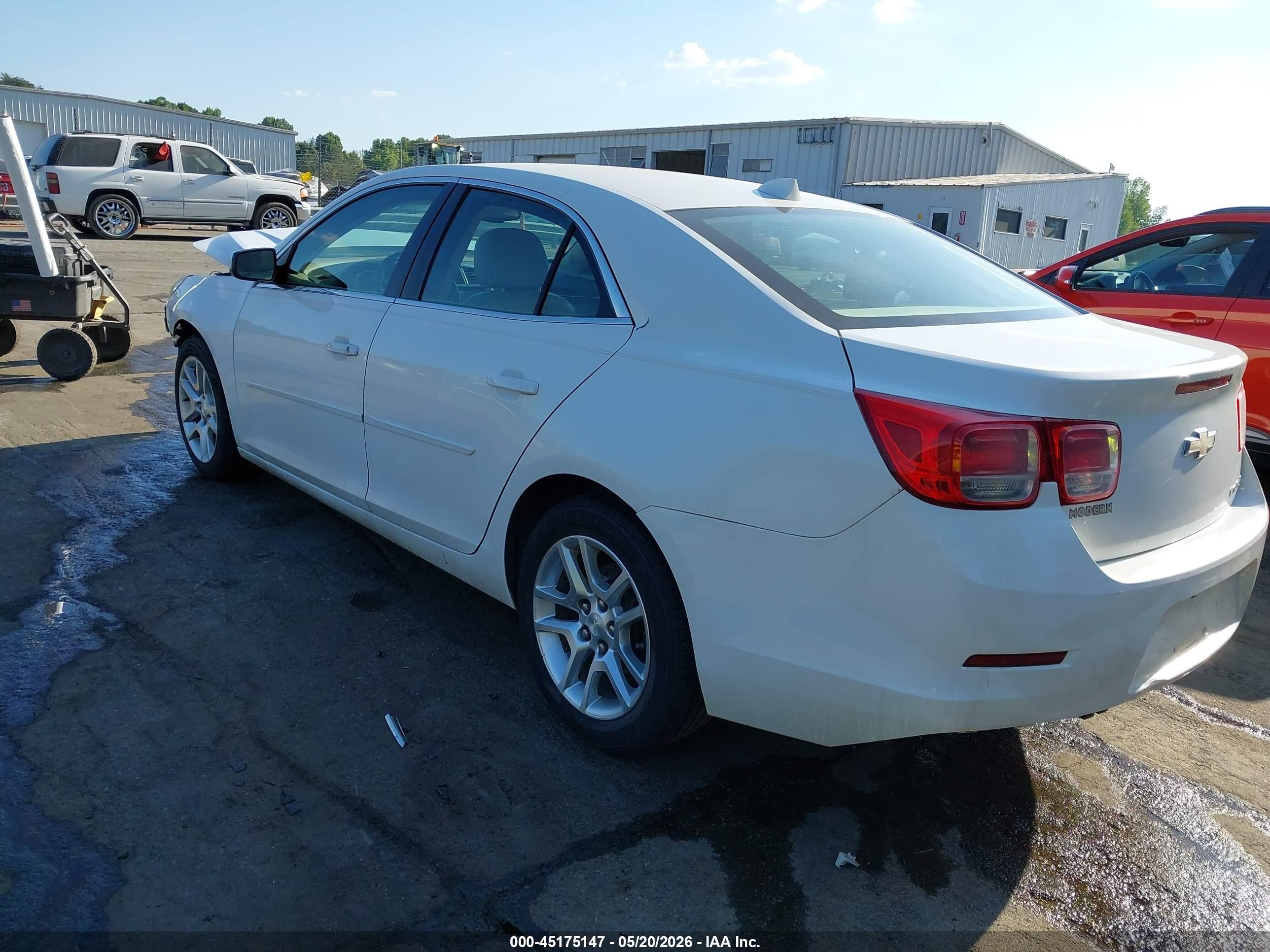 2013 Chevrolet Malibu 1lt White vin: 1G11C5SAXDF139448