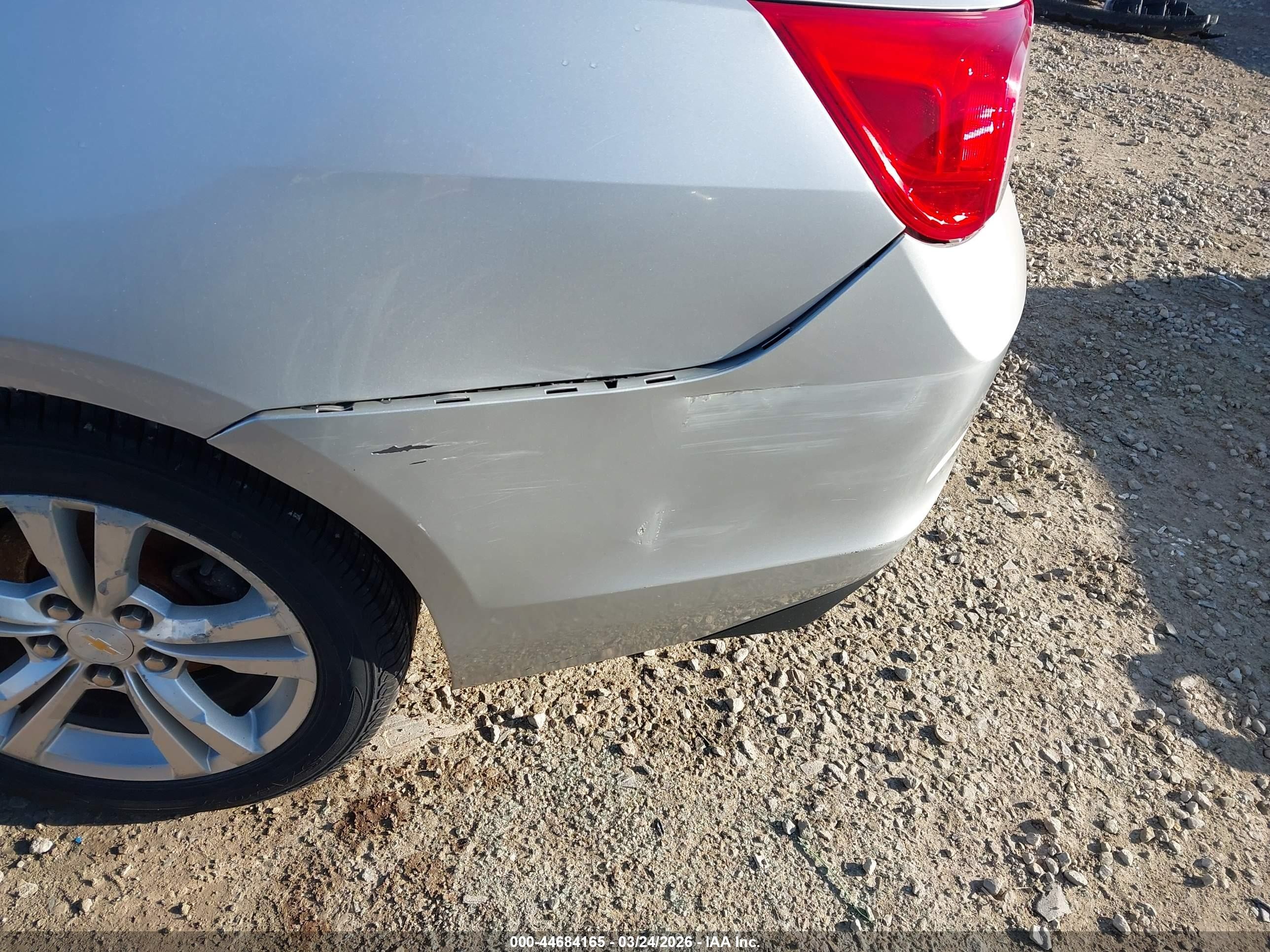 2013 Chevrolet Malibu 1lt Серебряный vin: 1G11C5SAXDF200006