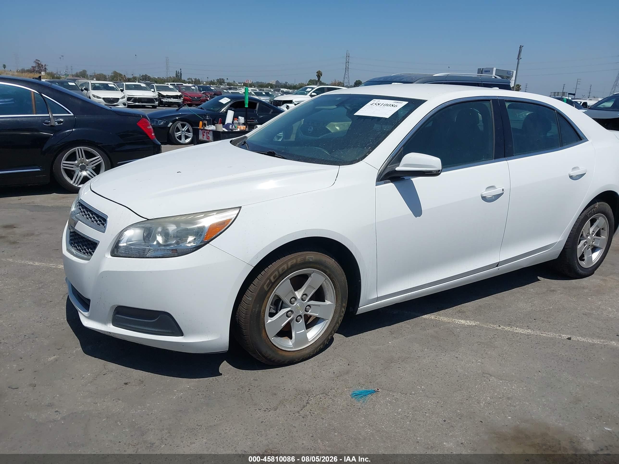 2013 Chevrolet Malibu 1lt White vin: 1G11C5SAXDF243325