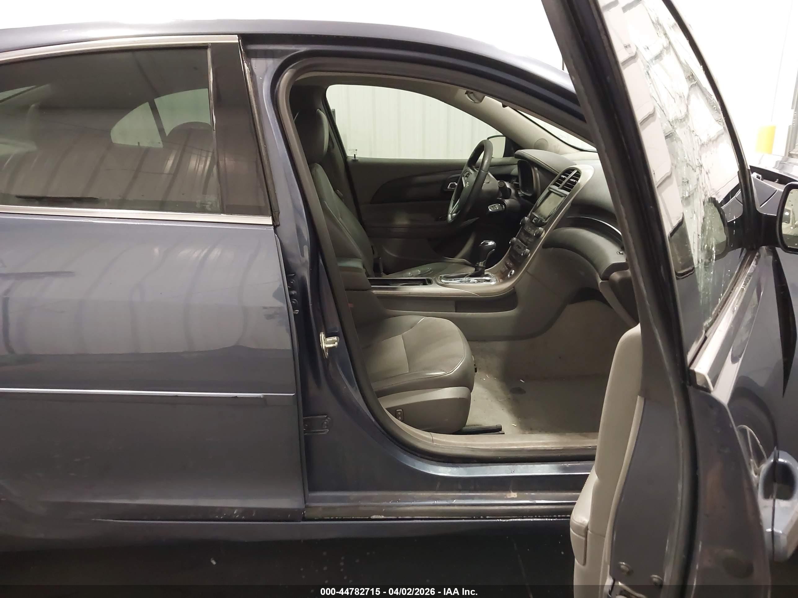 2013 Chevrolet Malibu 1lt Синий vin: 1G11C5SAXDF302003