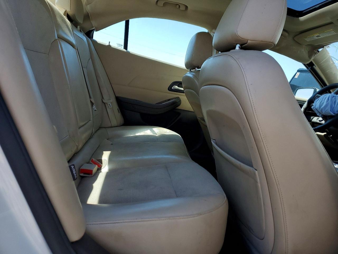 2013 Chevrolet Malibu 1lt Cream vin: 1G11C5SAXDF357924