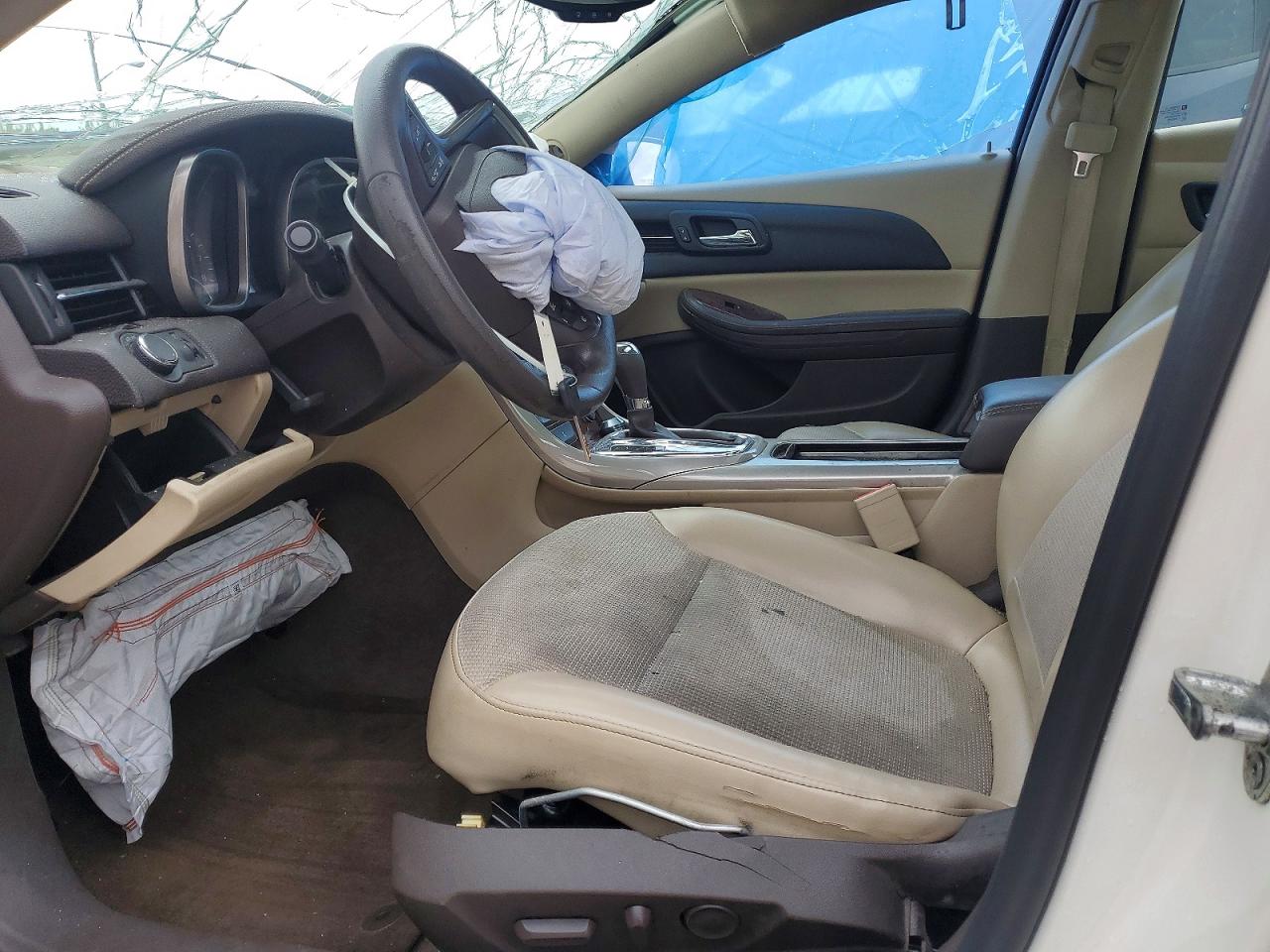 2013 Chevrolet Malibu 1lt Cream vin: 1G11C5SAXDF357924